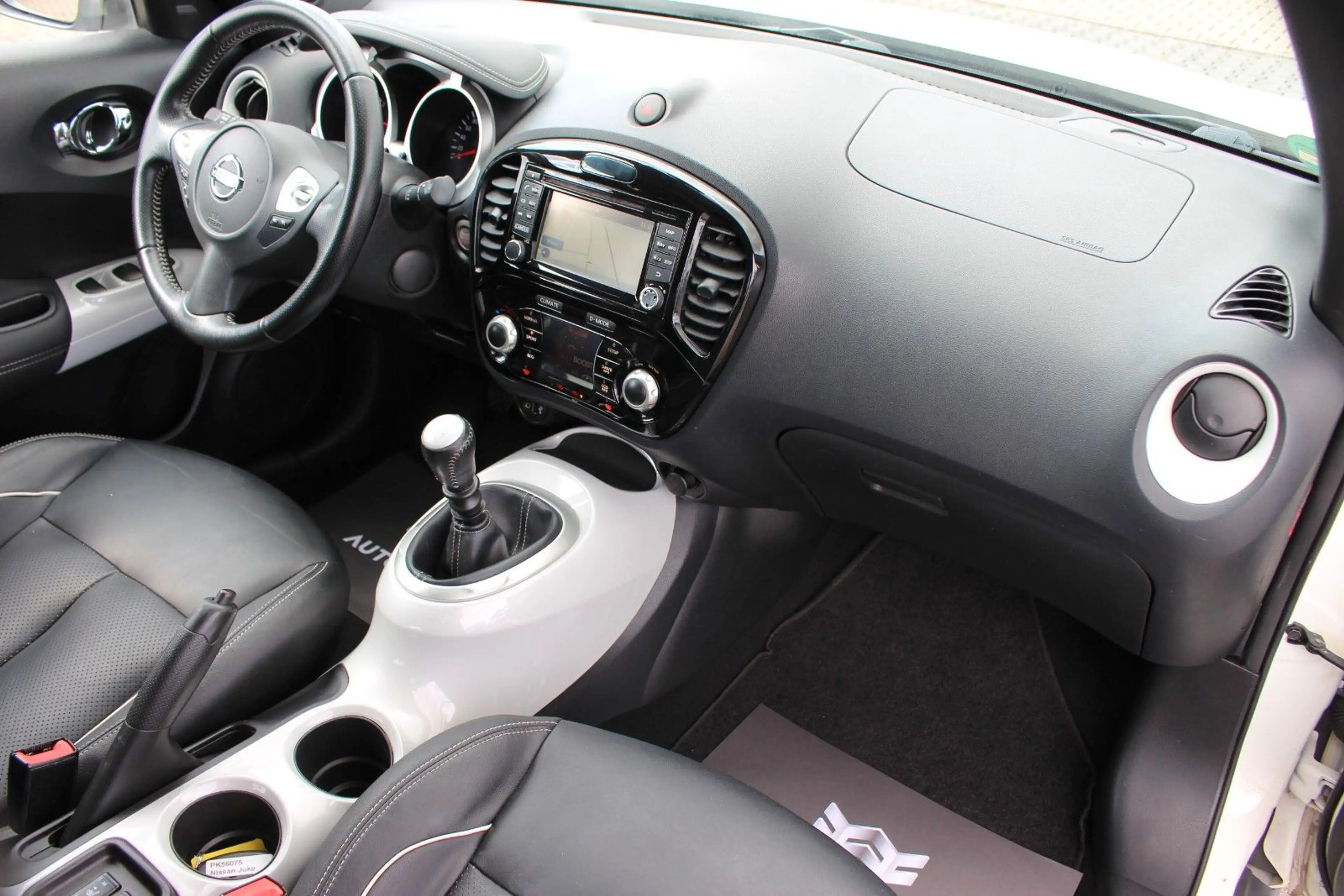 Nissan Juke 1.2 DIG-T Tekna/SHEFT/KLIMA/RCAM/NAVI/LEDER — photo 12
