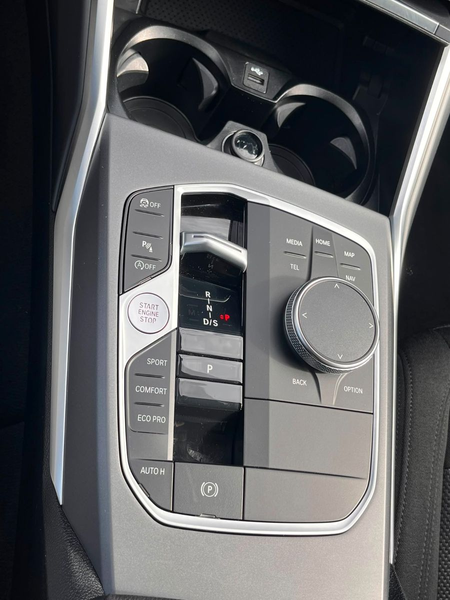 BMW 318 i Aut. Touring Facelift /LED/Sitzheiz/Kamera — photo 13