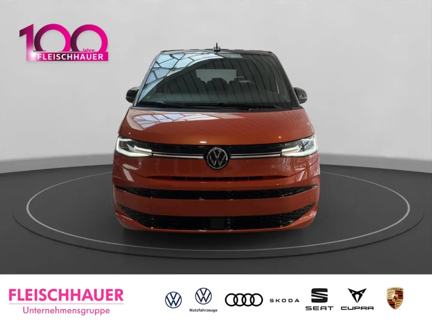 Volkswagen T7 Multivan lang 2.0 TDI DSG 7 Sitzer Travel Assist LED Apple Schwarz - 2