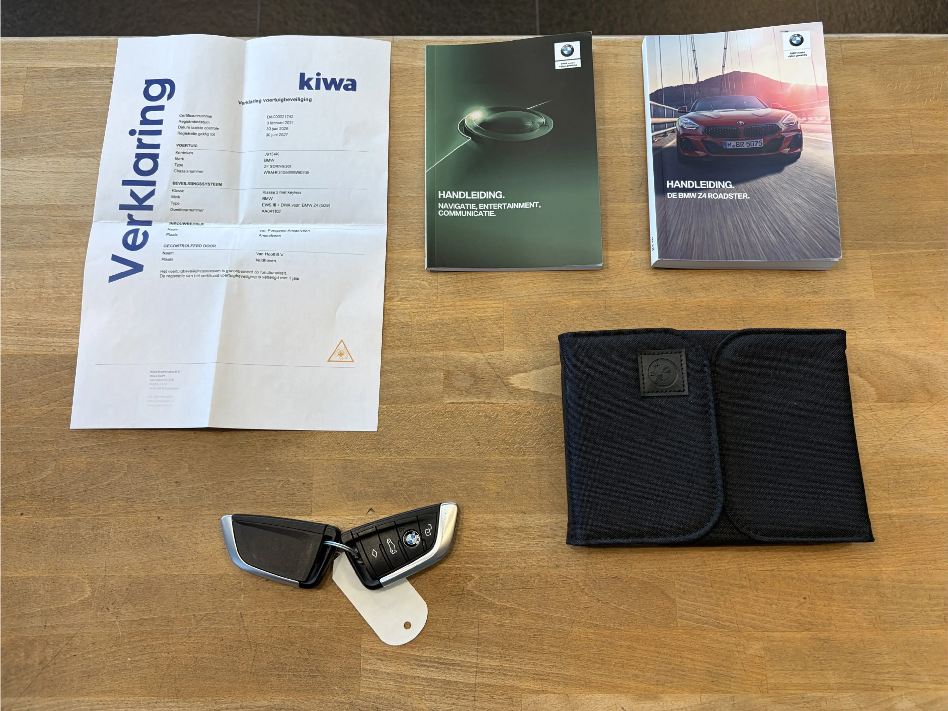 BMW Z4 Roadster sDrive30i M-Sport High Executive Camera — photo 18