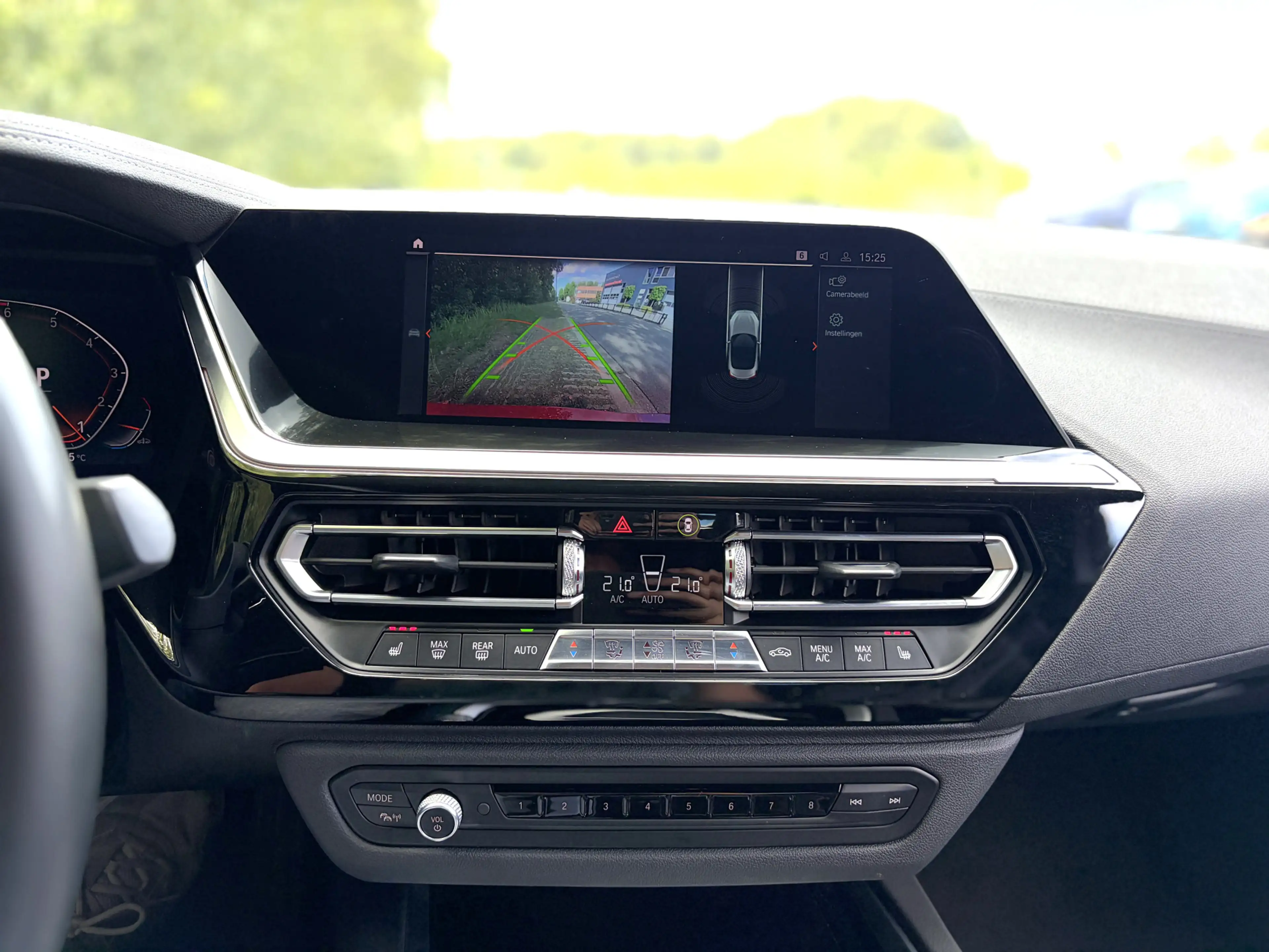 BMW Z4 Roadster sDrive30i M-Sport High Executive Camera — photo 39
