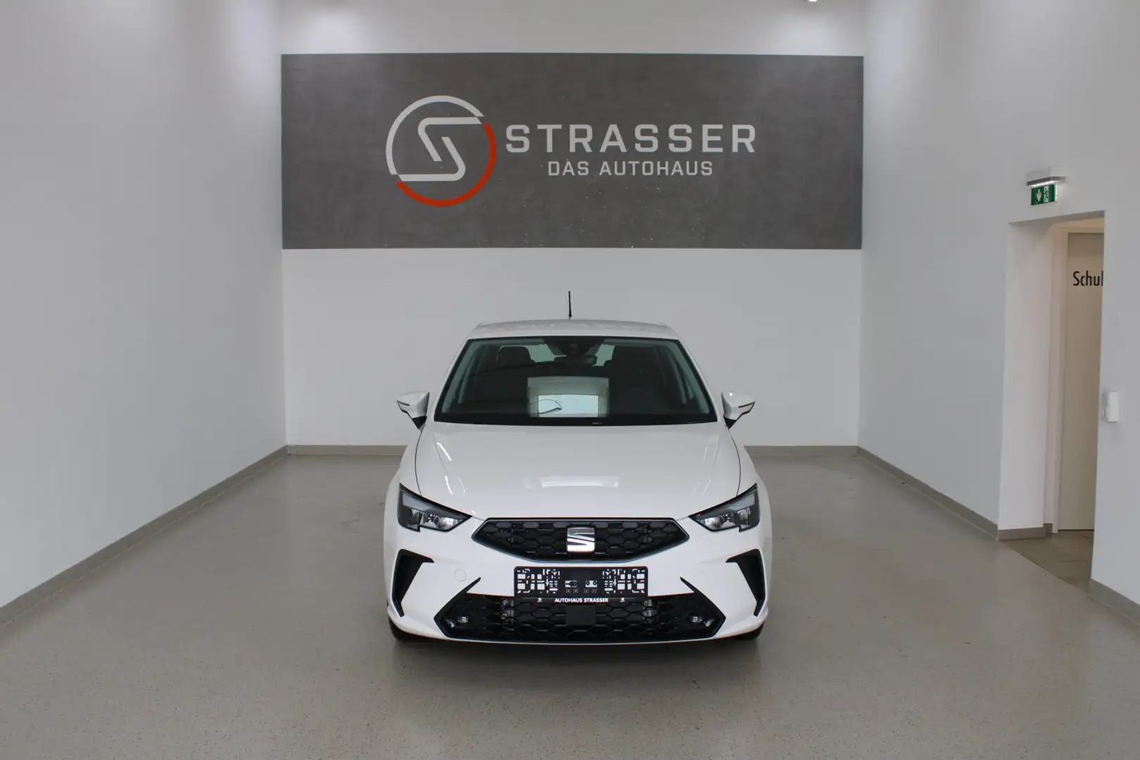 SEAT Ibiza Reference 1.0 TSI 95PS Weiß - 2