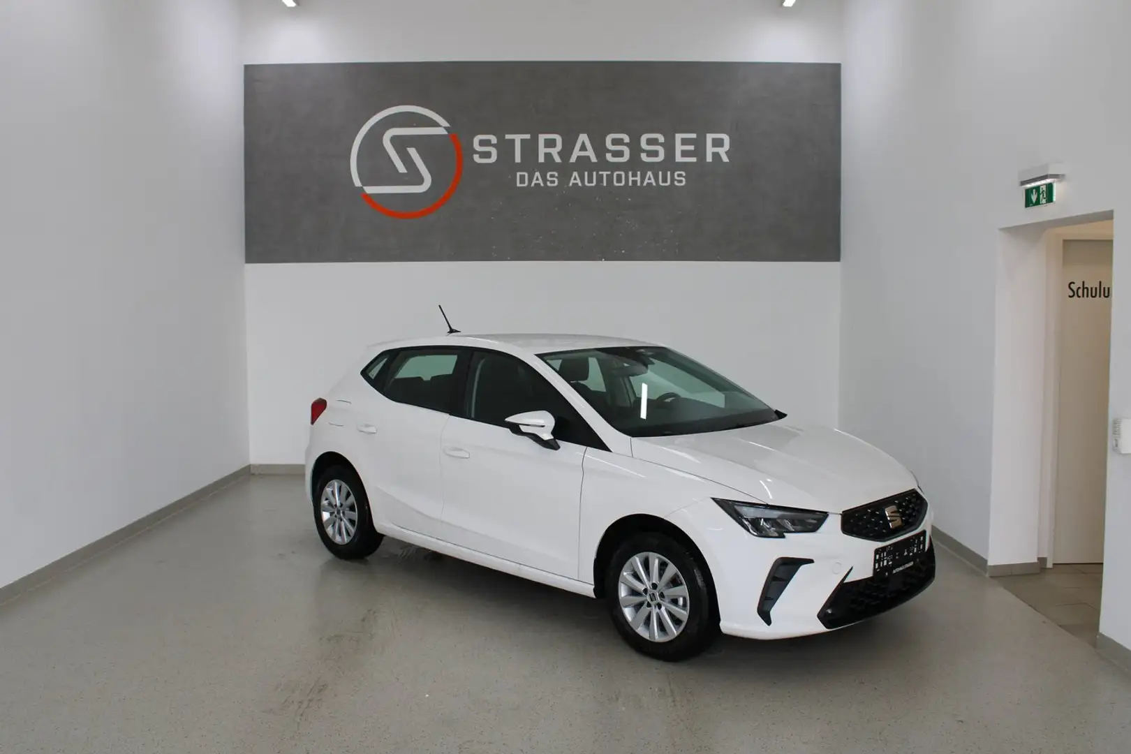 SEAT Ibiza Reference 1.0 TSI 95PS Weiß - 1