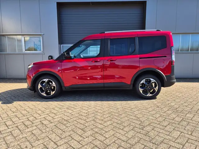 Ford Tourneo Courier 1.0 EcoBoost 125PS Active Teil-Leder Sitzh