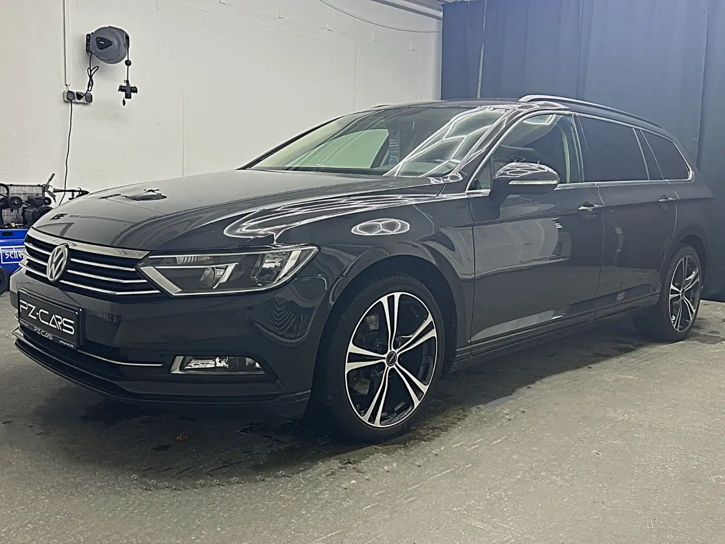 Volkswagen Passat Variant Passat 2.0 TDI DSG|XL-Navi|AHK|ACC|PDC|el.Sz|Key Grau - 1