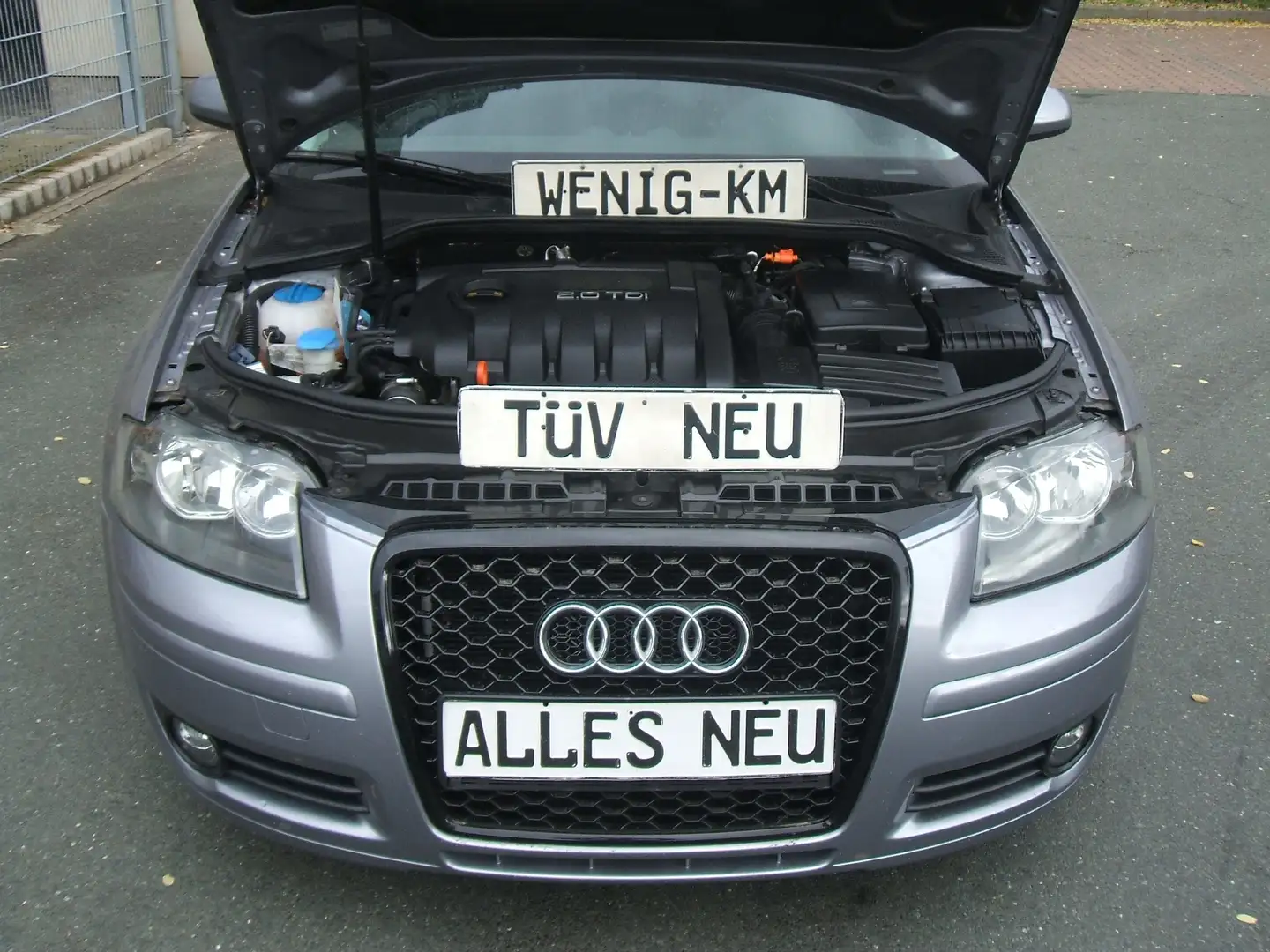 Audi A3 Sportback TDI*Nav*Sitzh*Tempo*a.w.TÜV-Alles-NEU Grau - 2