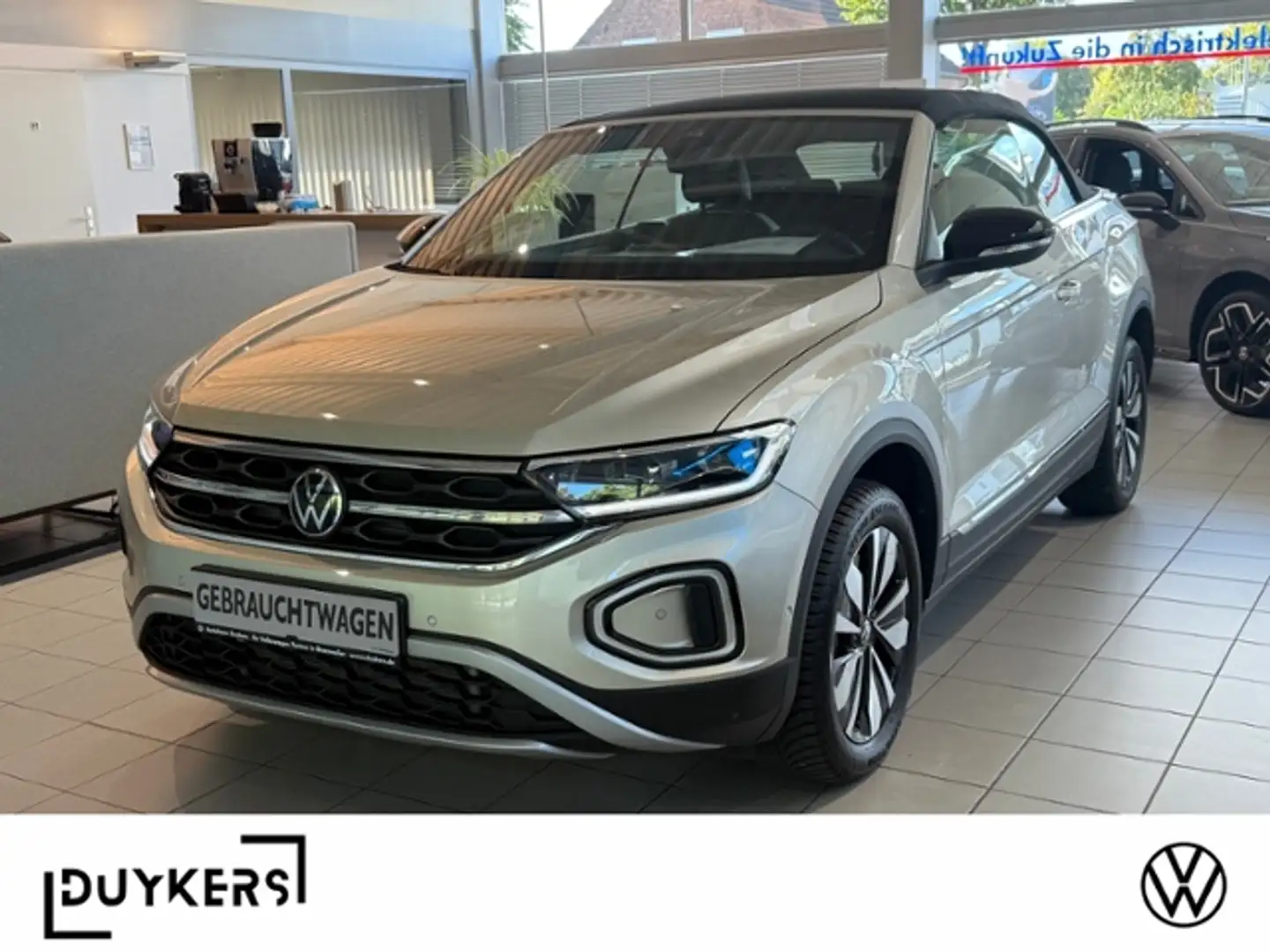 Volkswagen T-Roc Cabriolet 1.5 TSI Goal NAVI RFK GJR Silber - 1