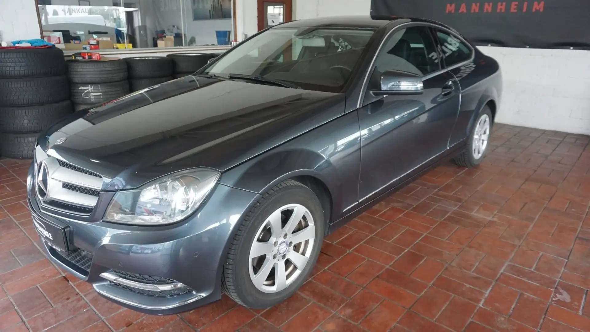 Mercedes-Benz C 180 CGI COUPE  BlueEffi.SHZ PDC AUTOMATIK BT Gris - 2