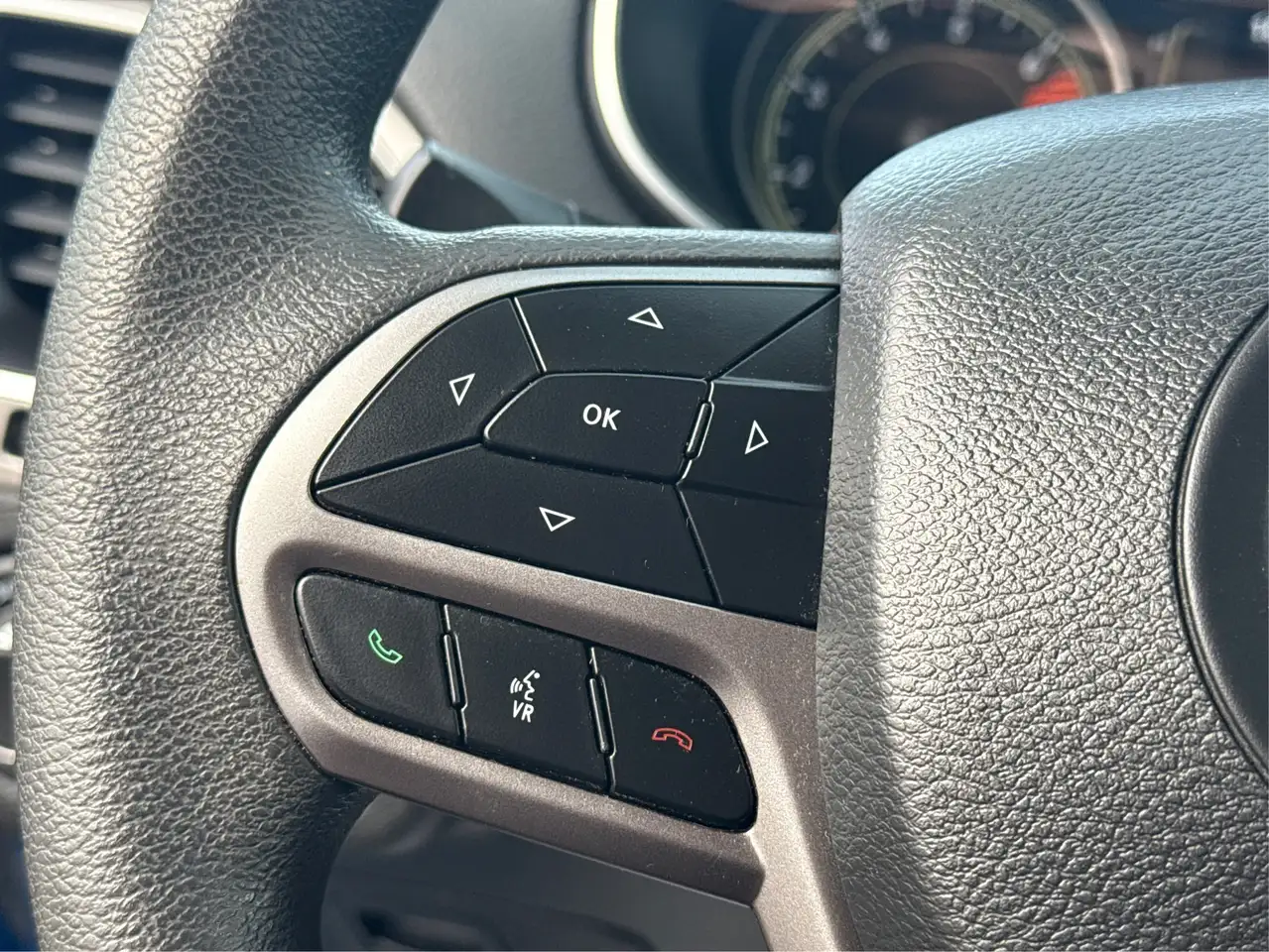 Jeep Cherokee снимка Jeep Cherokee