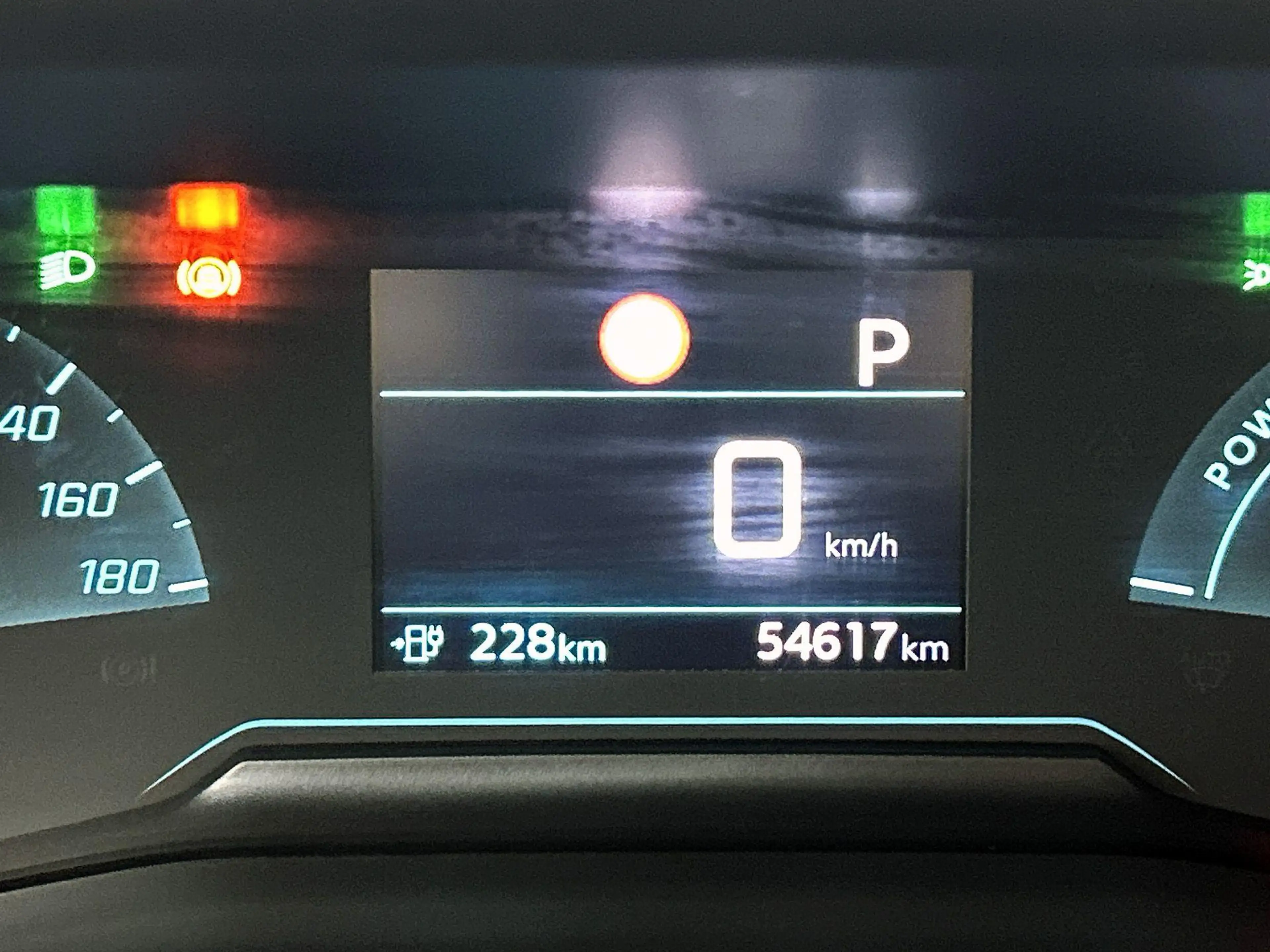 Peugeot e-2008 EV 136pk Allure 50 kWh Automaat | Navigatie | Acht — photo 14