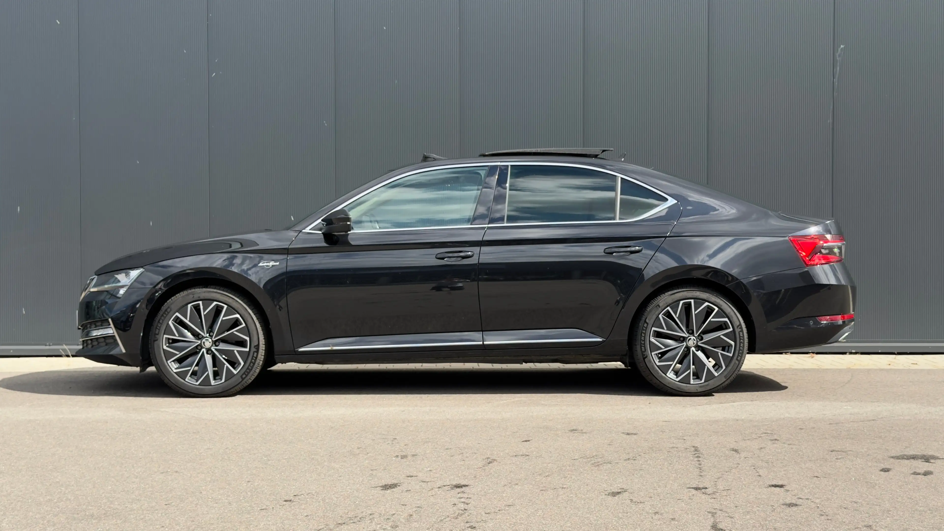 Skoda Superb 1.4 TSI 218pk iV Sportline Business | Laurin & Kle — photo 4