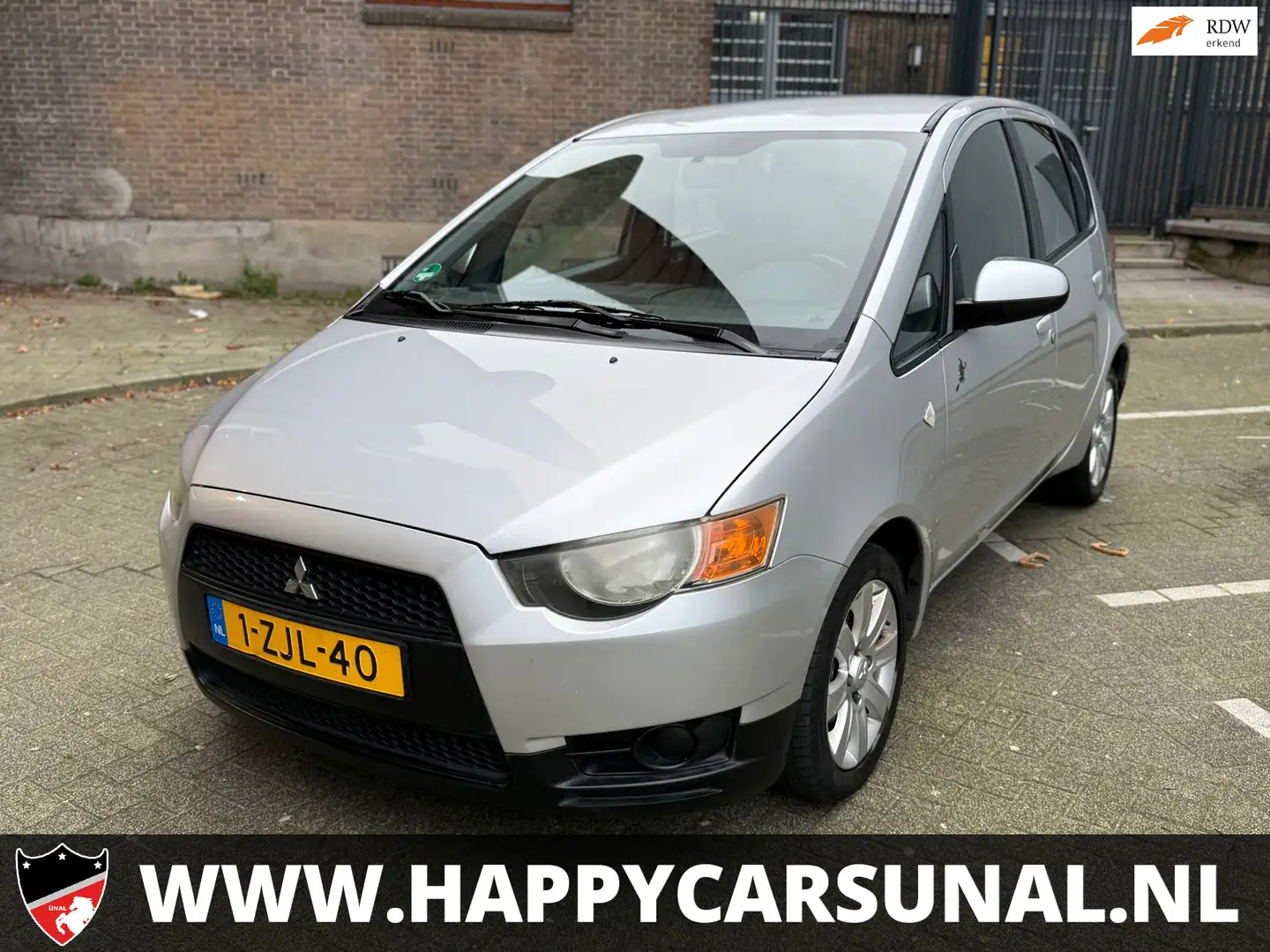 Mitsubishi Colt 1.3 Invite, NIEUWE APK, CRUISE CONTR. Grijs - 1