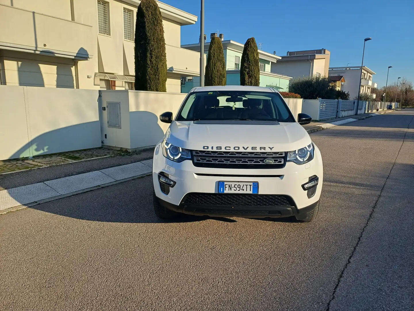 Land Rover Discovery Sport Discovery Sport 2.0 td4 Pure awd 150cv my18 Bianco - 2