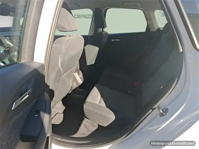 BMW 2 Series view 11