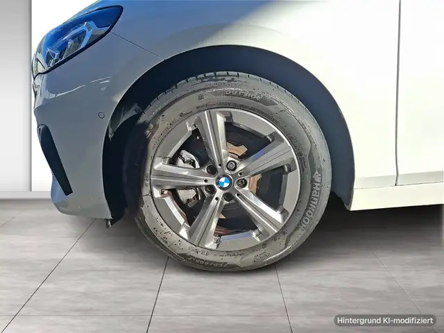 BMW 2 Series view 6