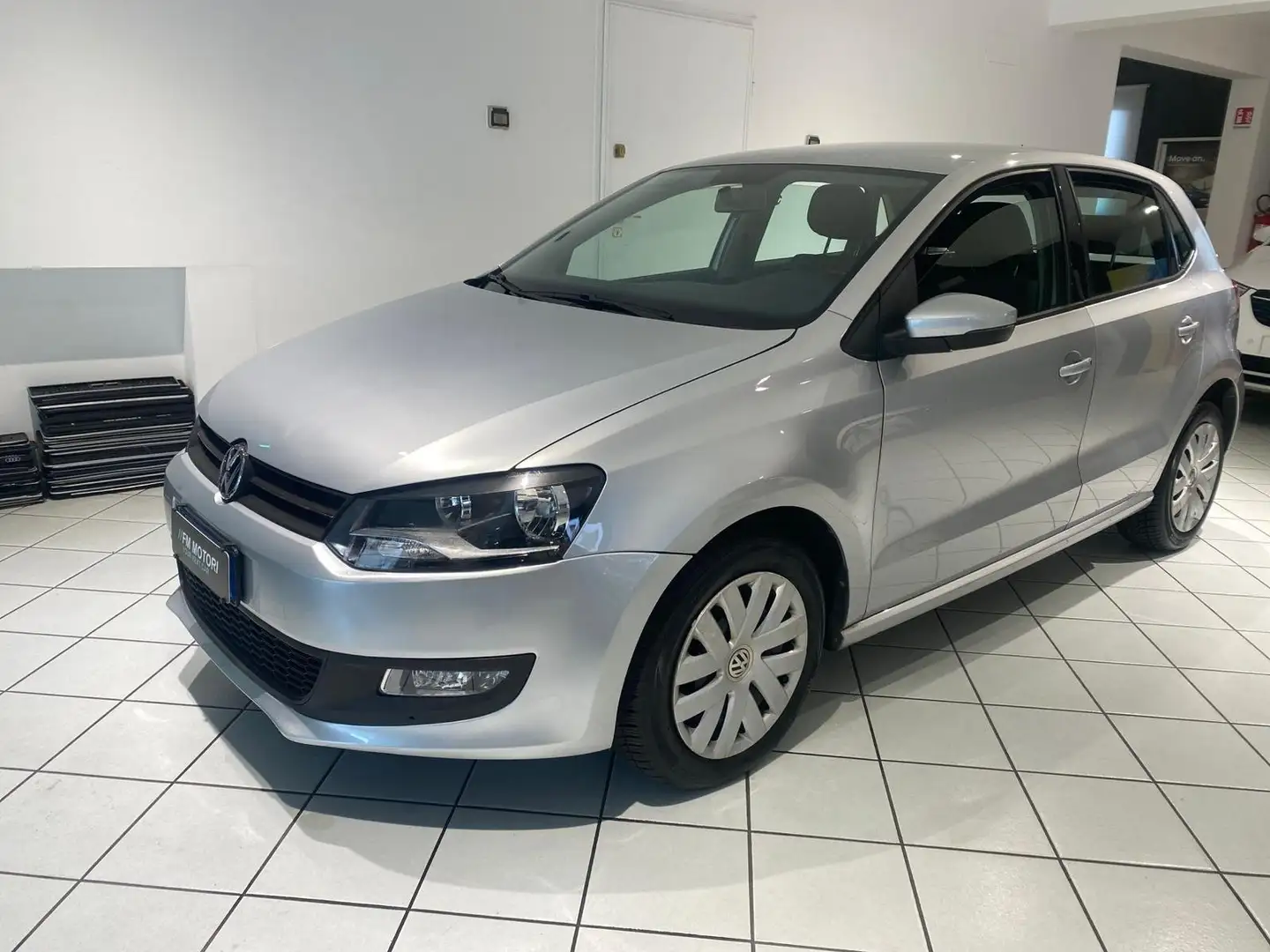 Volkswagen Polo Polo V 2009 5p 1.2 tdi Comfortline Argent - 1