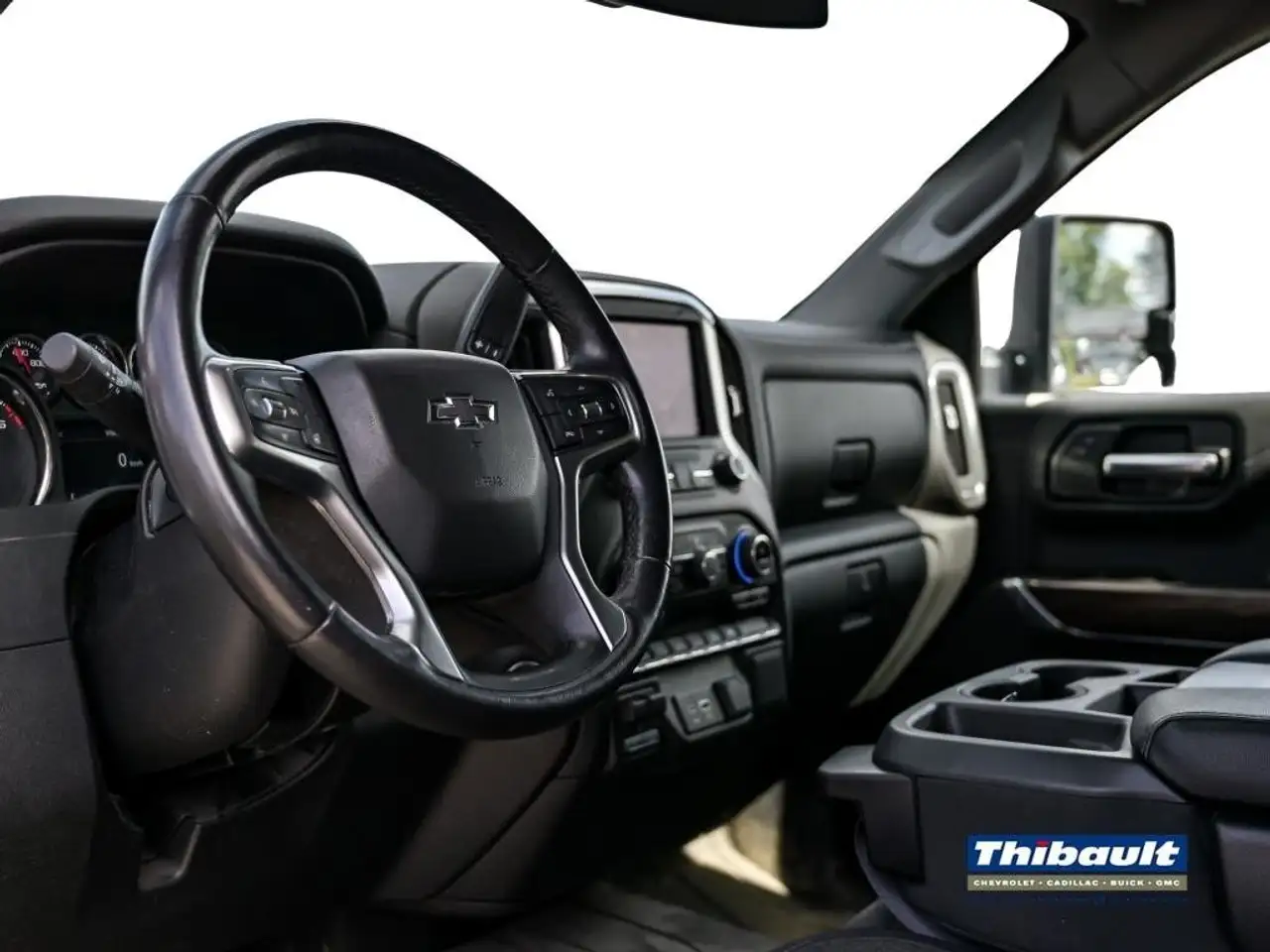 Chevrolet Silverado 1500 снимка Chevrolet Silverado 1500