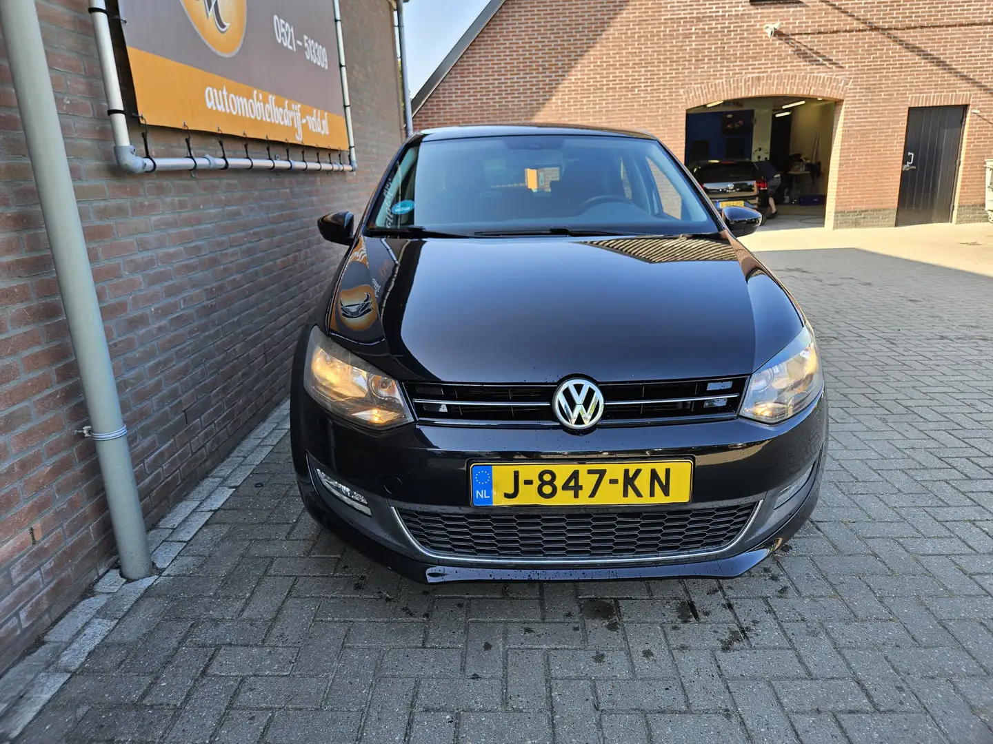 Volkswagen Polo 1.2 TSI Edition Zwart - 2