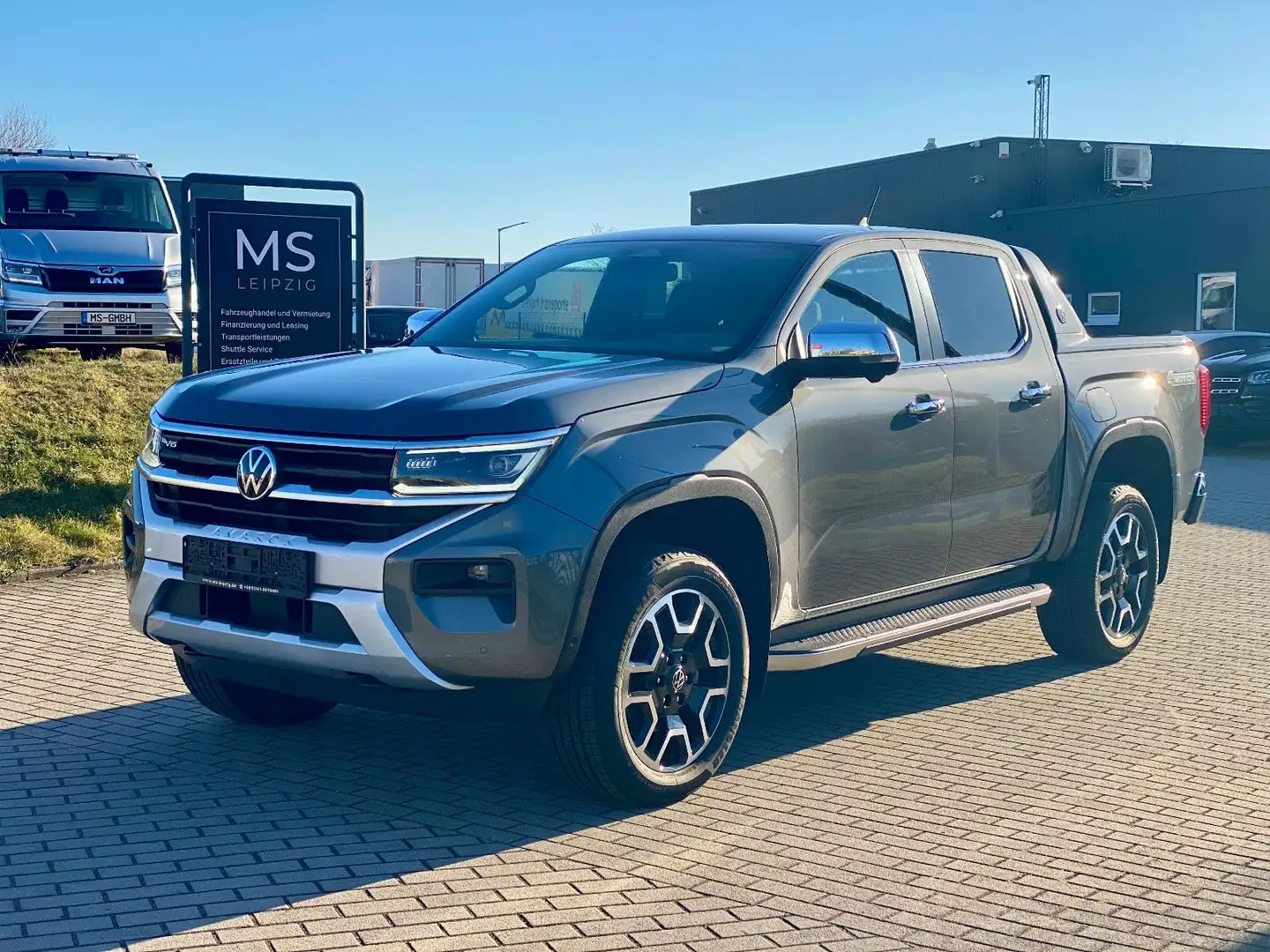 Volkswagen Amarok 3.0 TDI 177 kW Aventura DoppelK. 4Mot AHK Grijs - 1