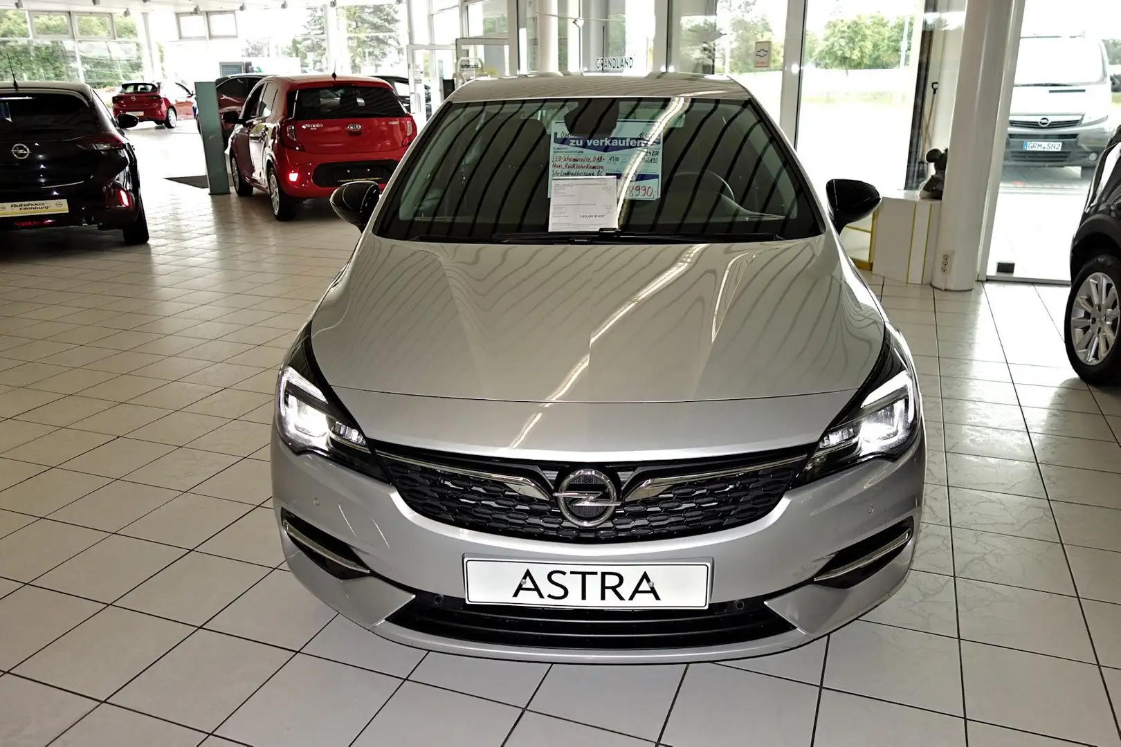 Opel Astra 1.2 130PS LED-Licht,Navi,DAB+,Rückfahrkamera Silber - 2