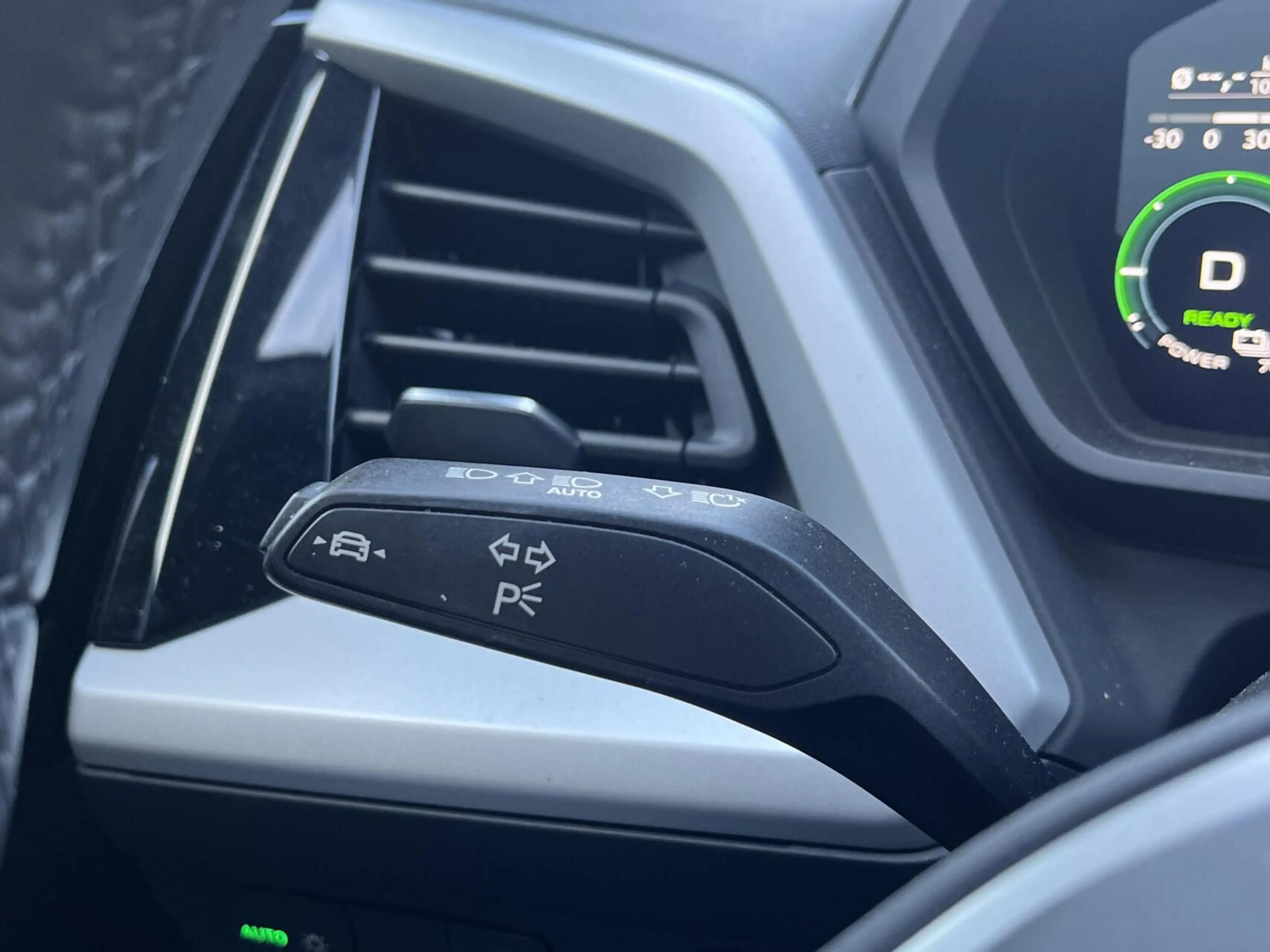 Audi Q4 e-tron 40 Edition 77 kWh Camera, Carplay, Lm.. — photo 12