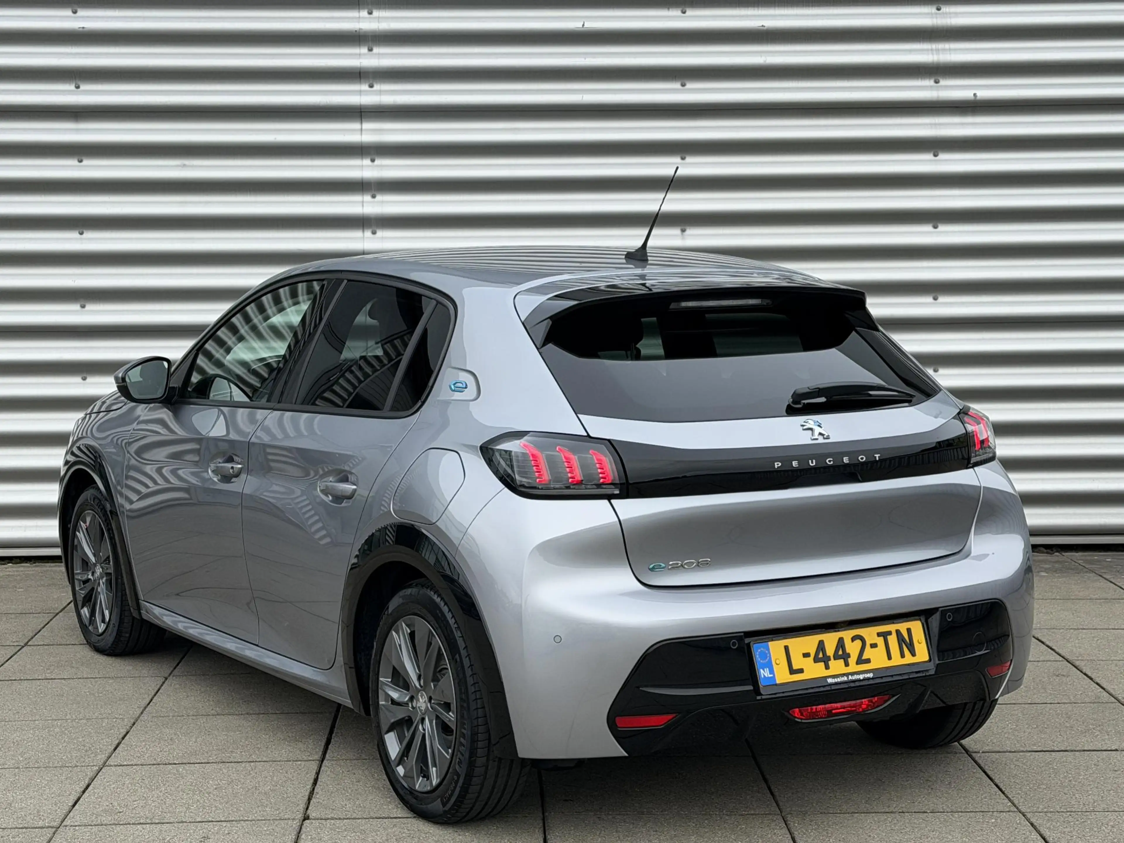 Peugeot e-208 EV Allure Pack 50 kWh | Cruise Control | Camera | — photo 4