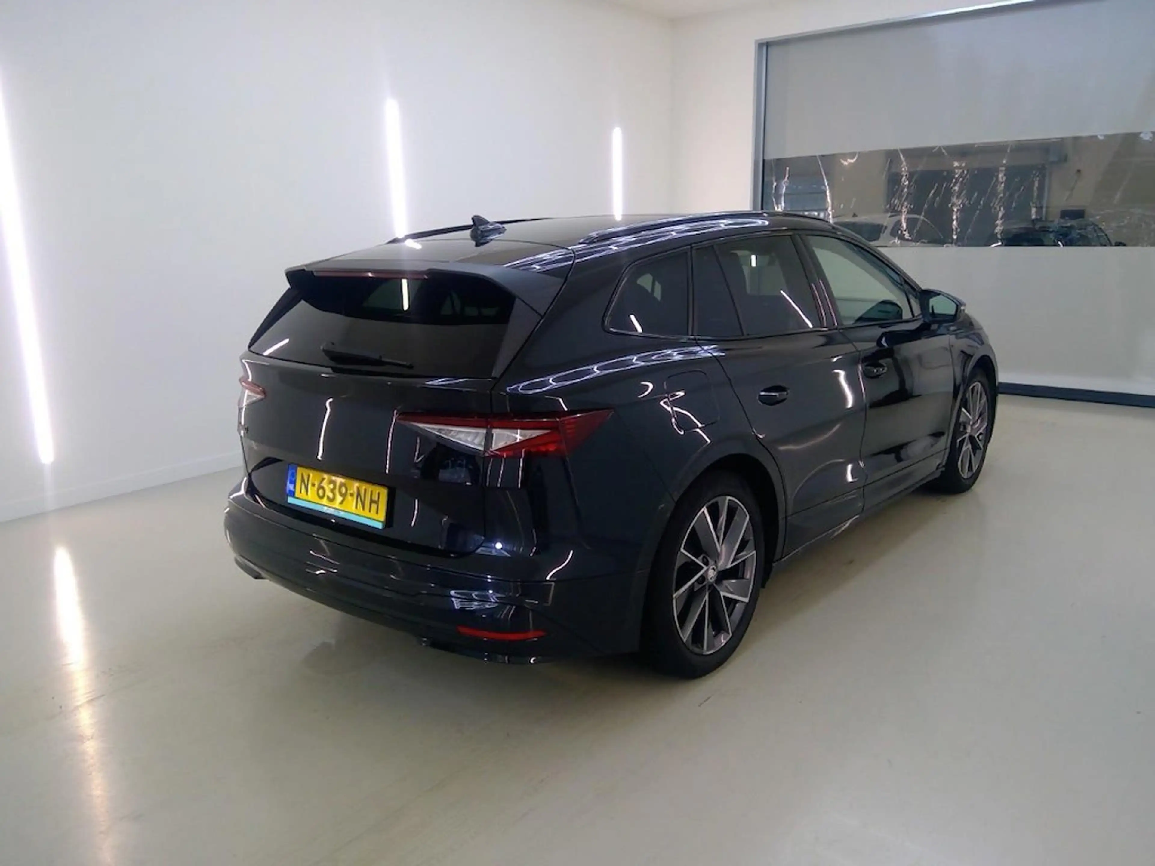Skoda Enyaq iV 60 Sportline | SOH 92% | Panoramadak | Camera | — photo 5