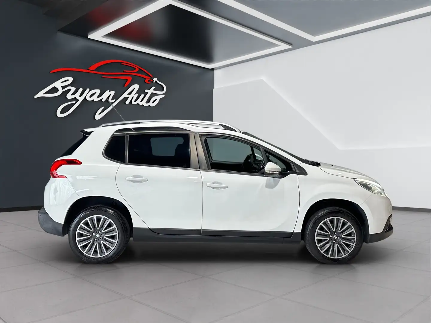 Peugeot 2008 1.2 puretech 12v Active 82cv E6 - 1