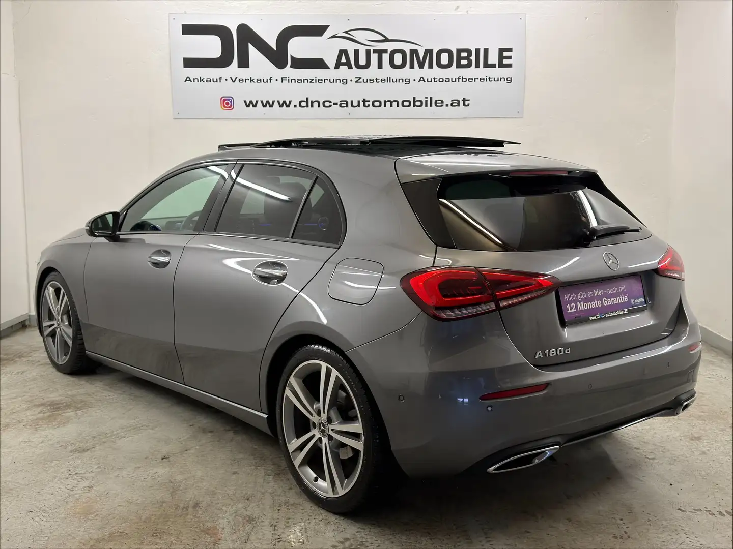 Mercedes-Benz A 180 d Aut.*PANO*WIDESCREEN*360*NAVI*SITZHEIZUNG Grau - 2