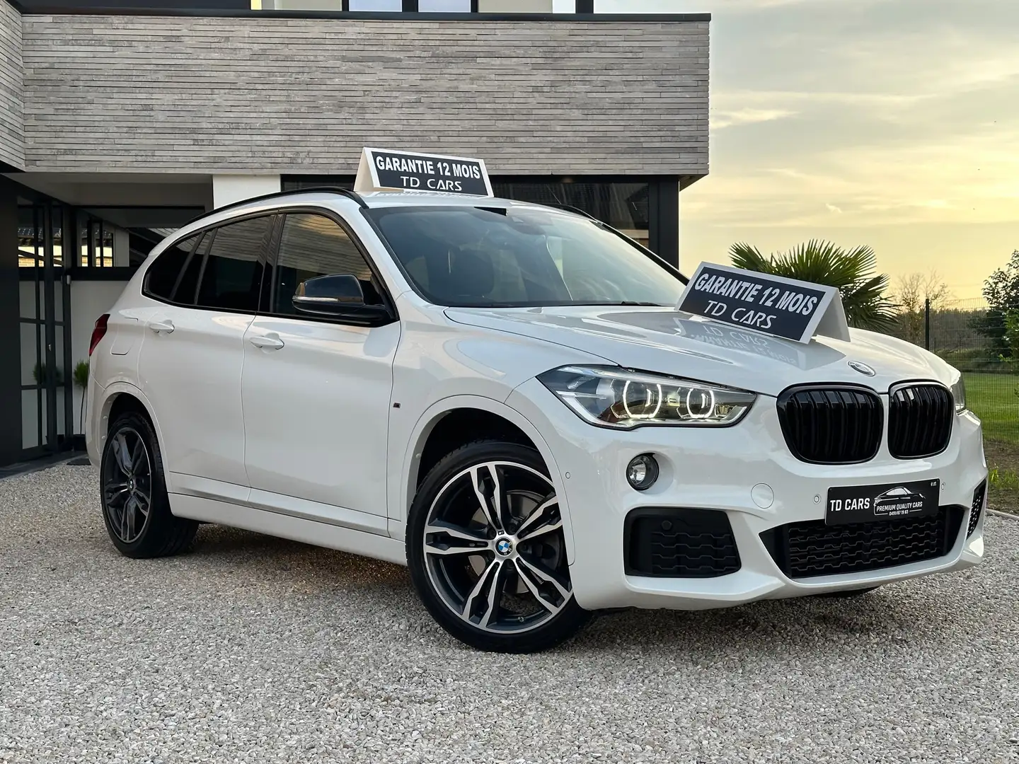 BMW X1 2.0 dA⚠️PACK M⚠️GARANTIE 12 MOIS⚠️ETAT Blanc - 2