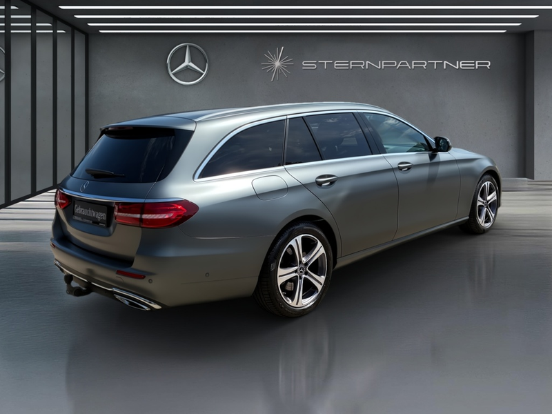 Mercedes-Benz E 400 d 4M T Avantg. HUD AHK Panorama Distronic — photo 12