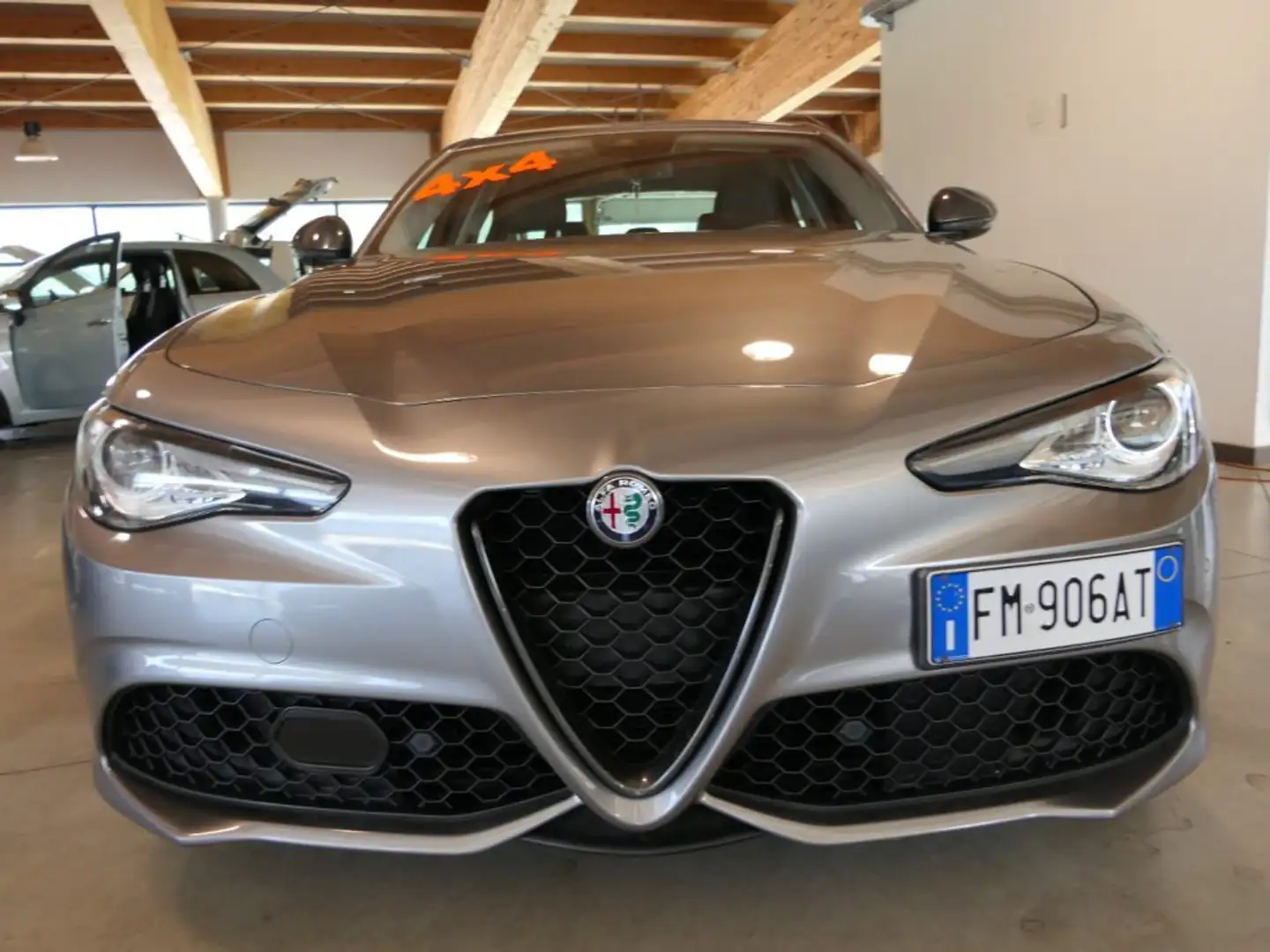 Alfa Romeo Giulia 2.2 Turbodiesel 210 CV AT8 AWD Q4 Veloce Grigio - 2