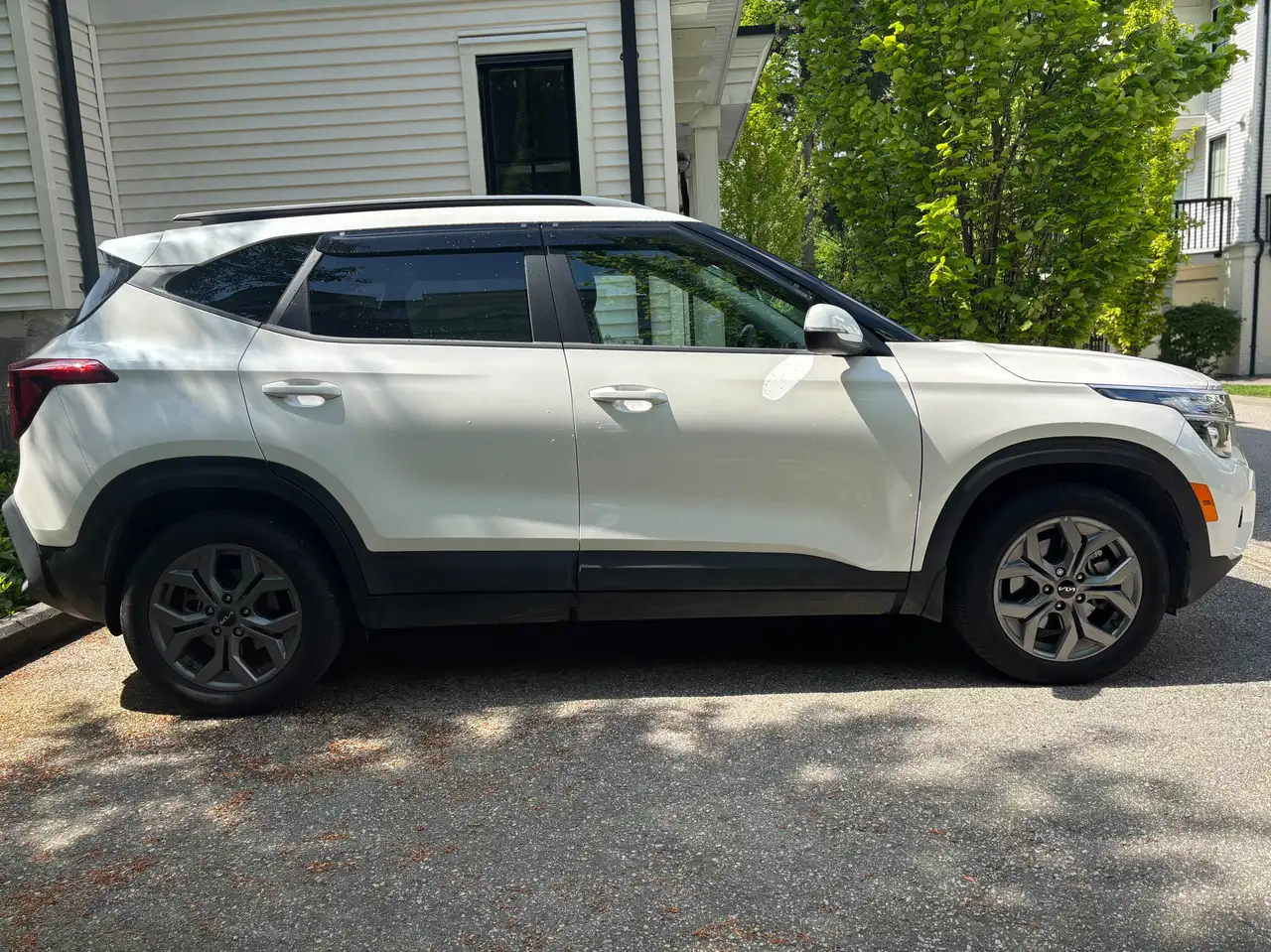 Kia Seltos снимка Kia Seltos