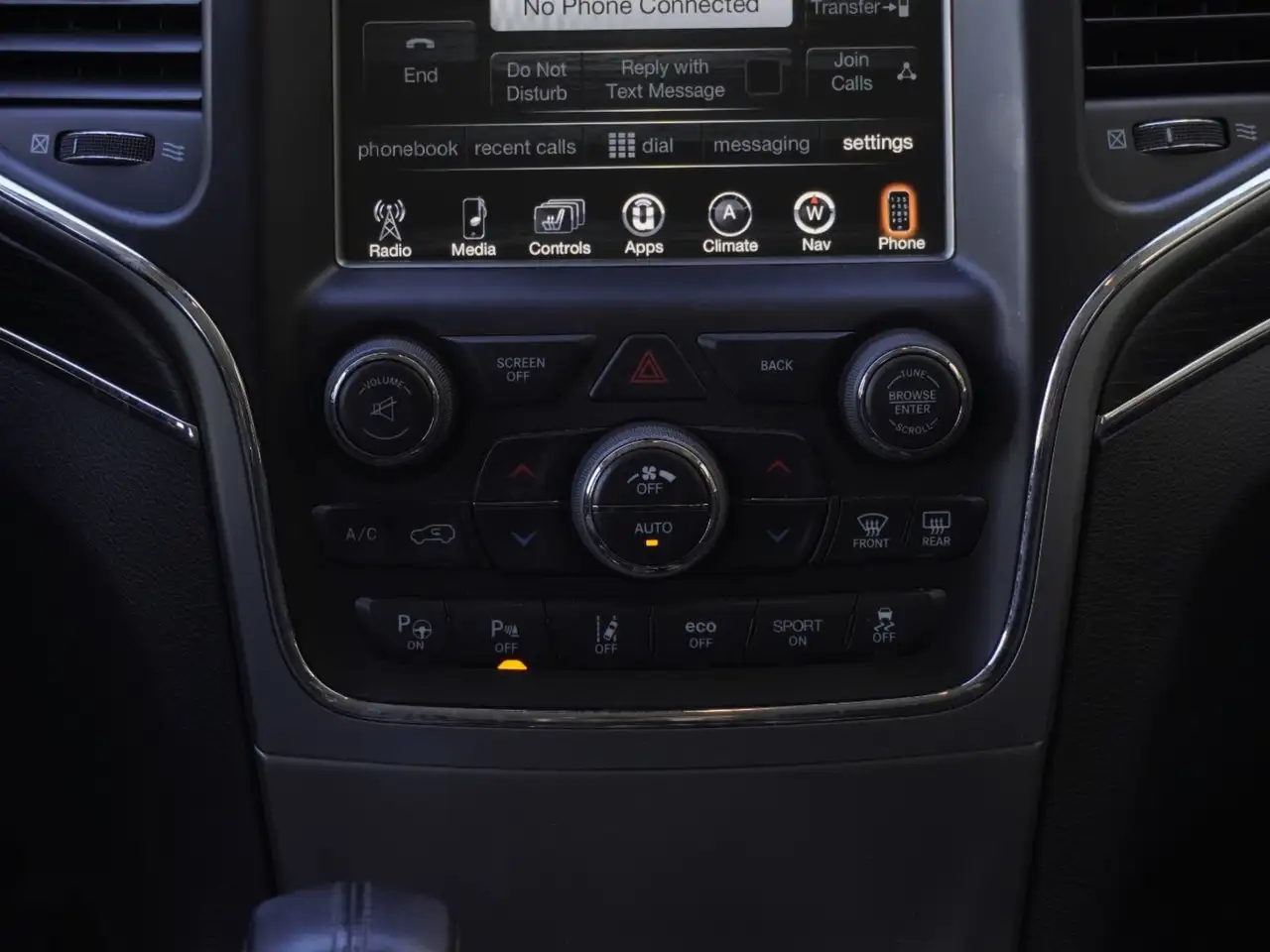 Jeep Grand Cherokee снимка Jeep Grand Cherokee