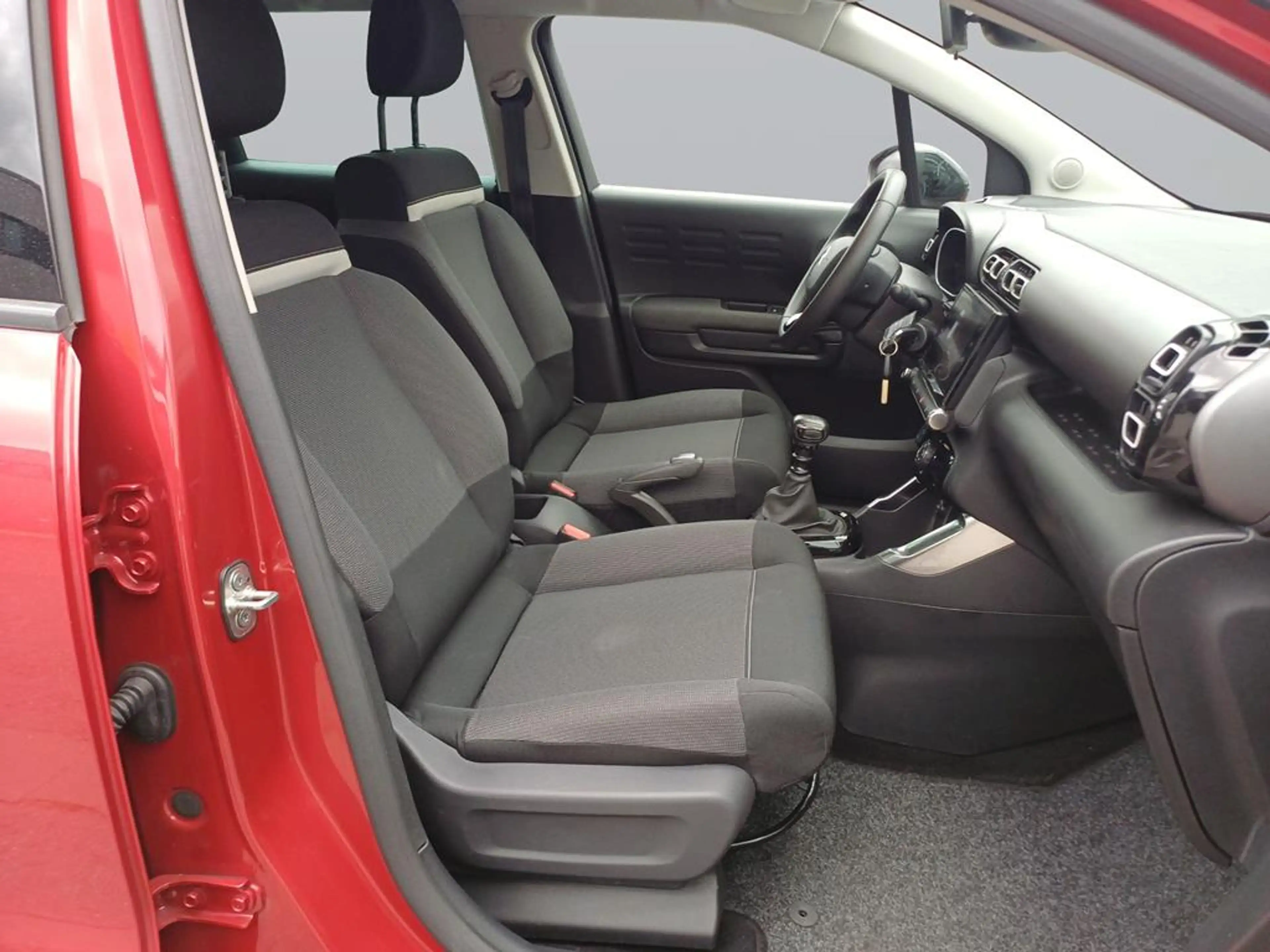 Citroen C3 Aircross PureTech 110 S&S Plus — photo 10