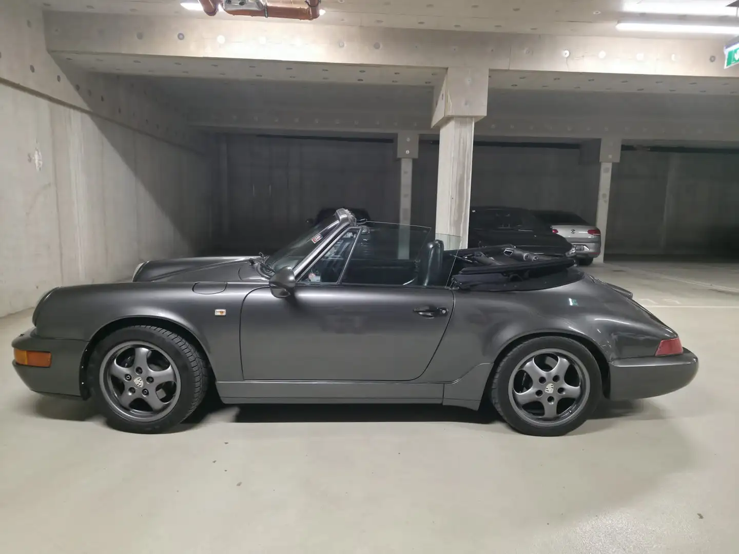 Porsche 911 964 Carrera 4 Cabriolet / Deutsche Papiere Grau - 2