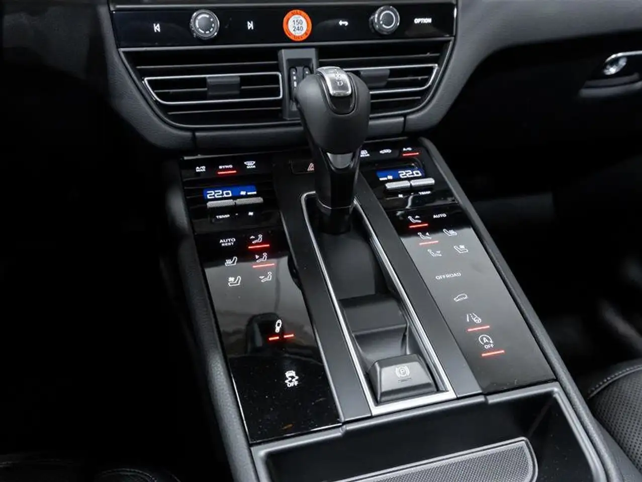 Porsche Macan снимка Porsche Macan