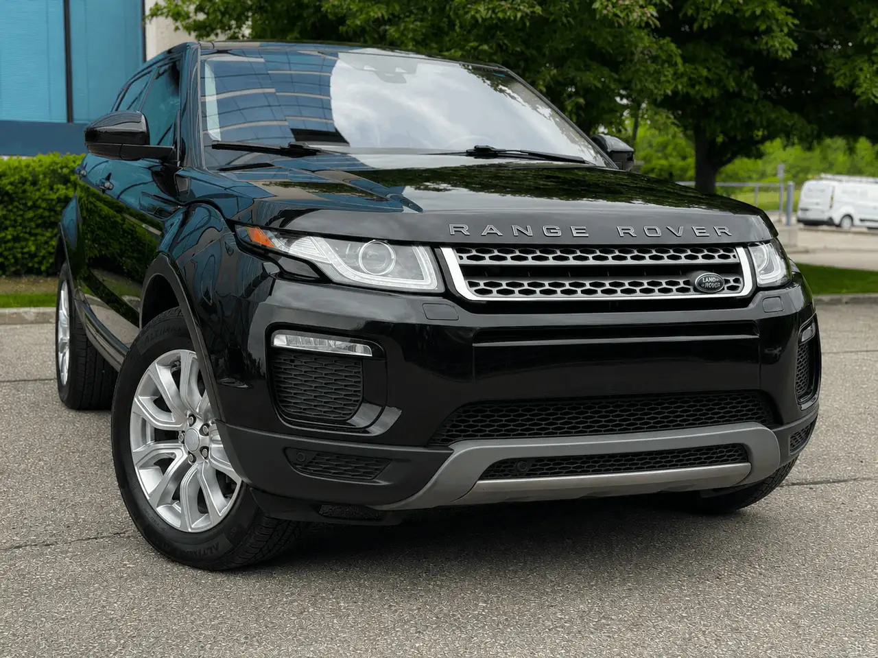 Land Rover Range Rover Evoque снимка Land Rover Range Rover Evoque