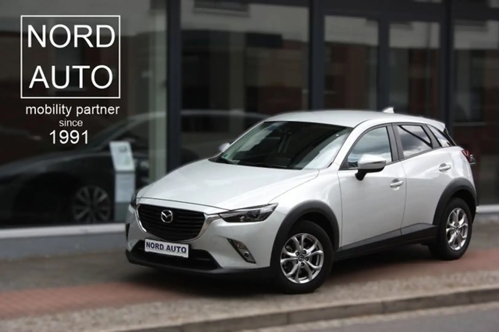 Mazda CX-3 2.0 Autom. Exclusiv-Line Rentner Erstbesitz Weiß - 1