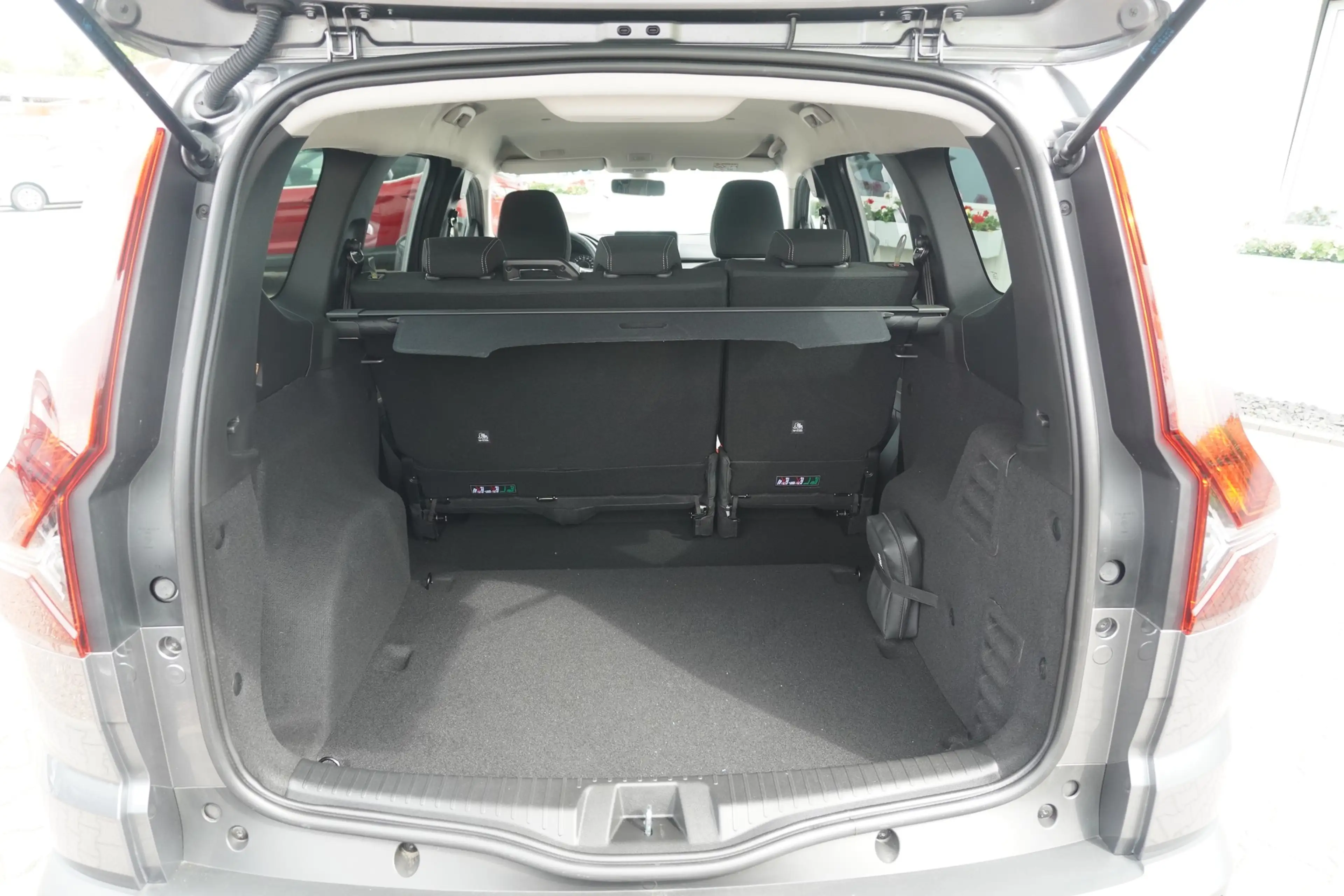 Dacia Jogger 1.0 TCE Eco-G Extreme+ LED Totwinkel Kamera — photo 14