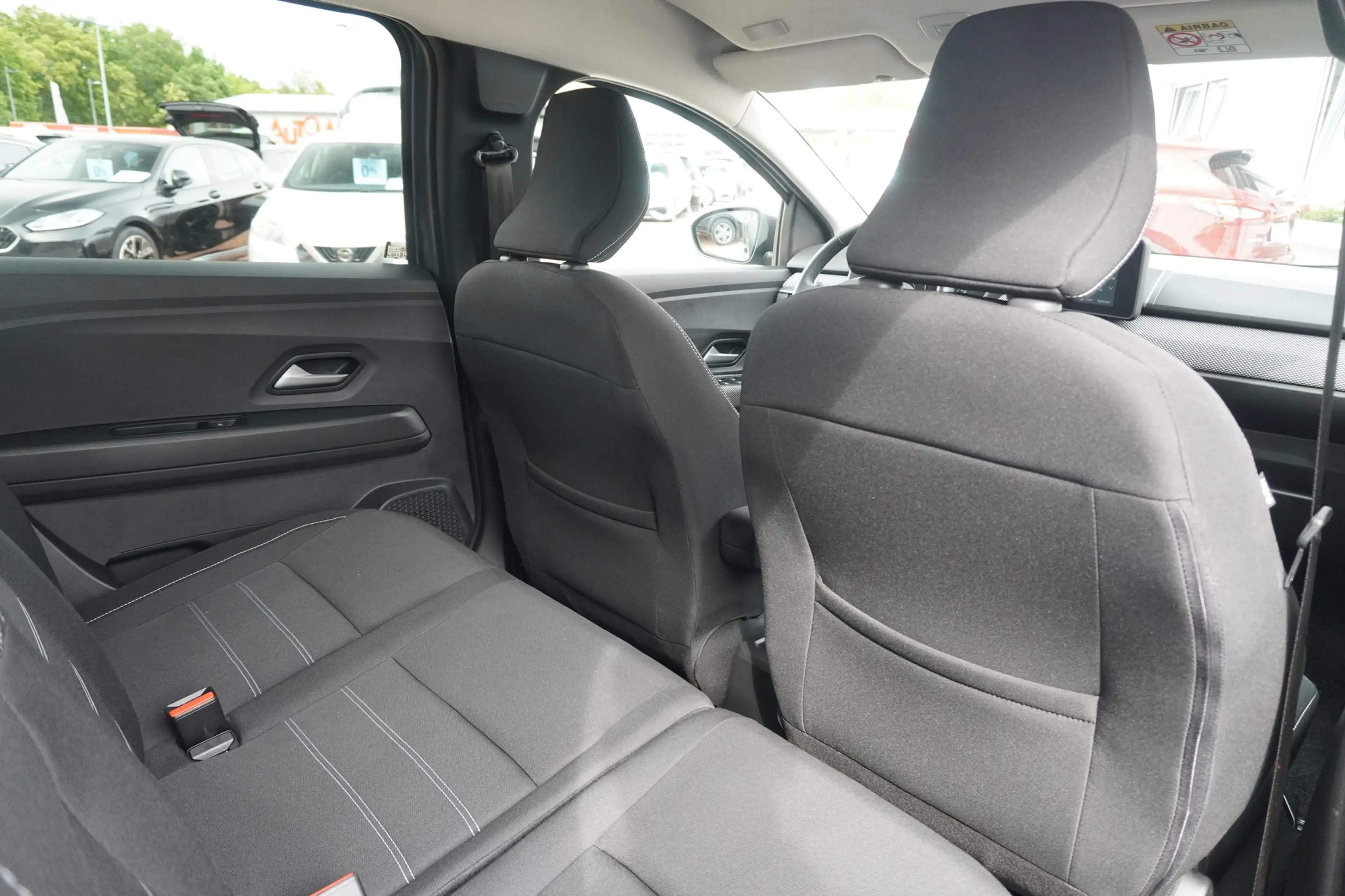 Dacia Jogger 1.0 TCE Eco-G Extreme+ LED Totwinkel Kamera — photo 11