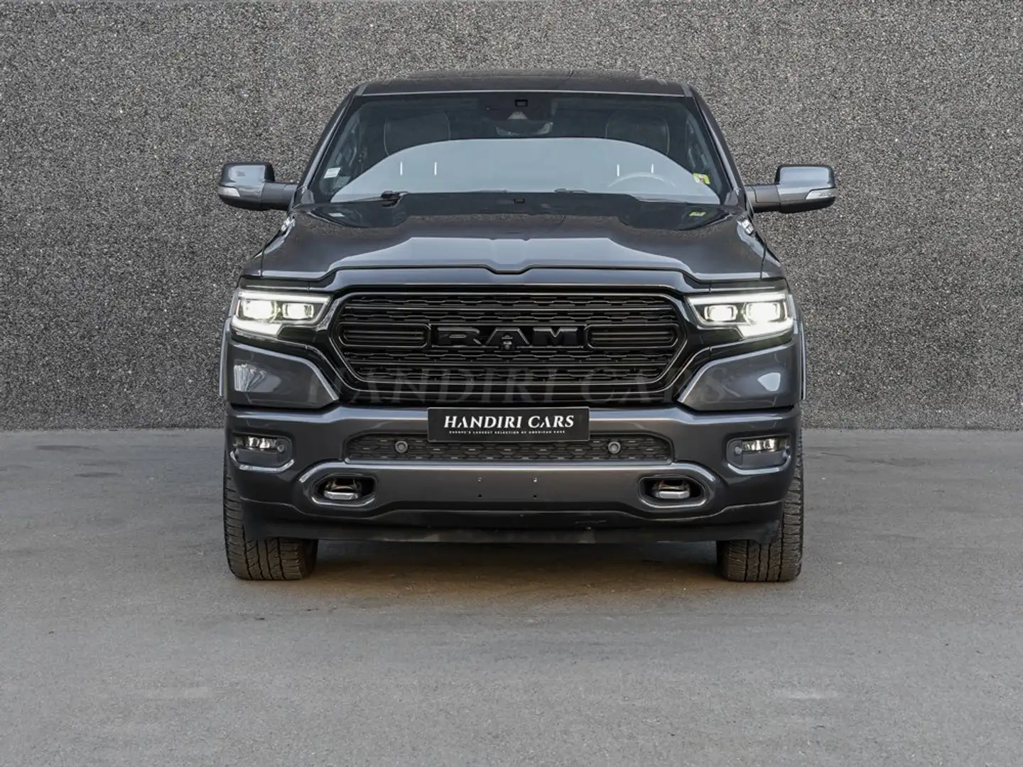 Dodge RAM 2019 Limited € 37000 +180 LPG +PANO + 360° Gris - 2