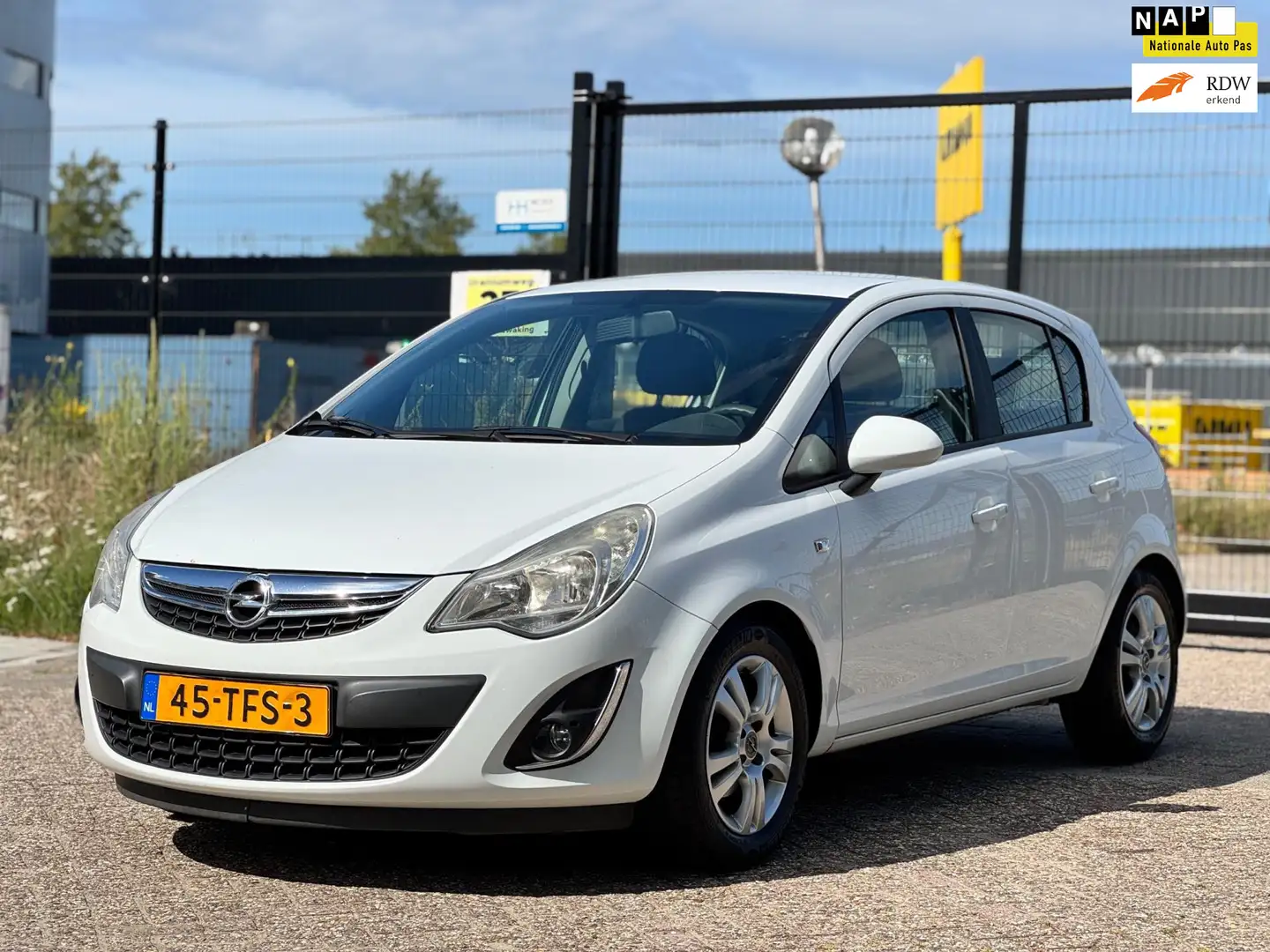 Opel Corsa 1.3 CDTi EcoFlex S/S Business Edition/NAVI/CRUISE/ Blanc - 1