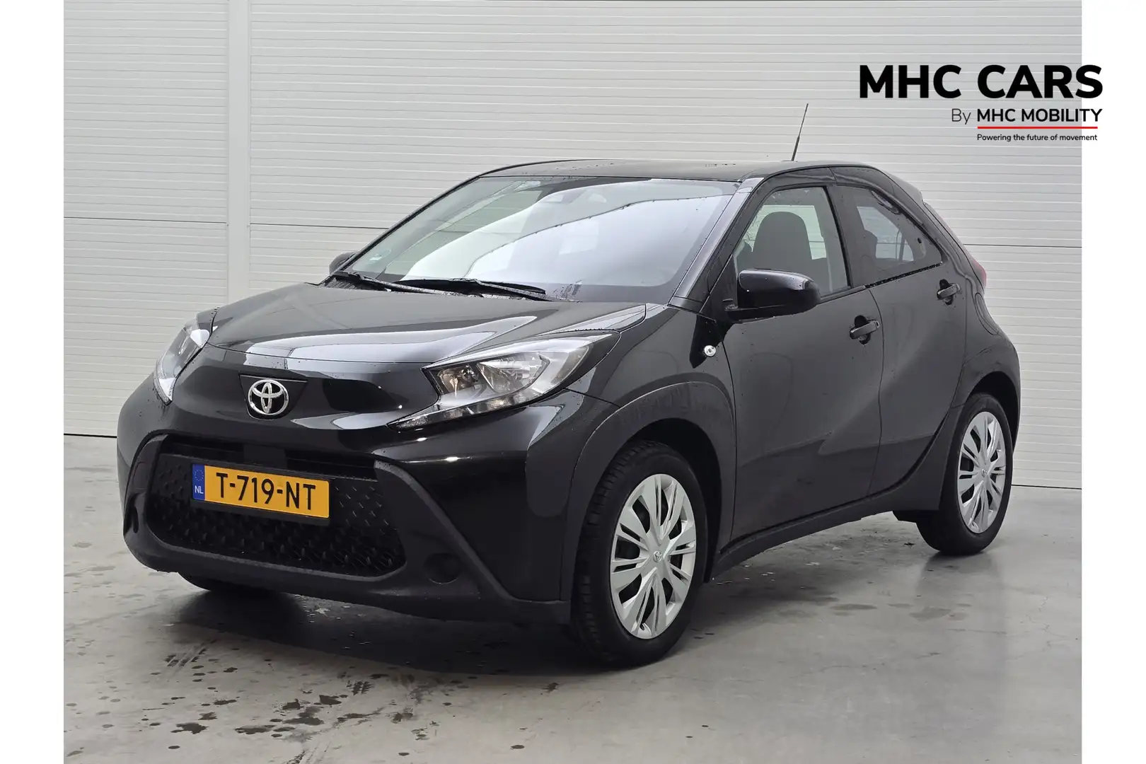 Toyota Aygo X 1.0 VVT-i MT Play | Camera | DAB | carplay |* Zwart - 1