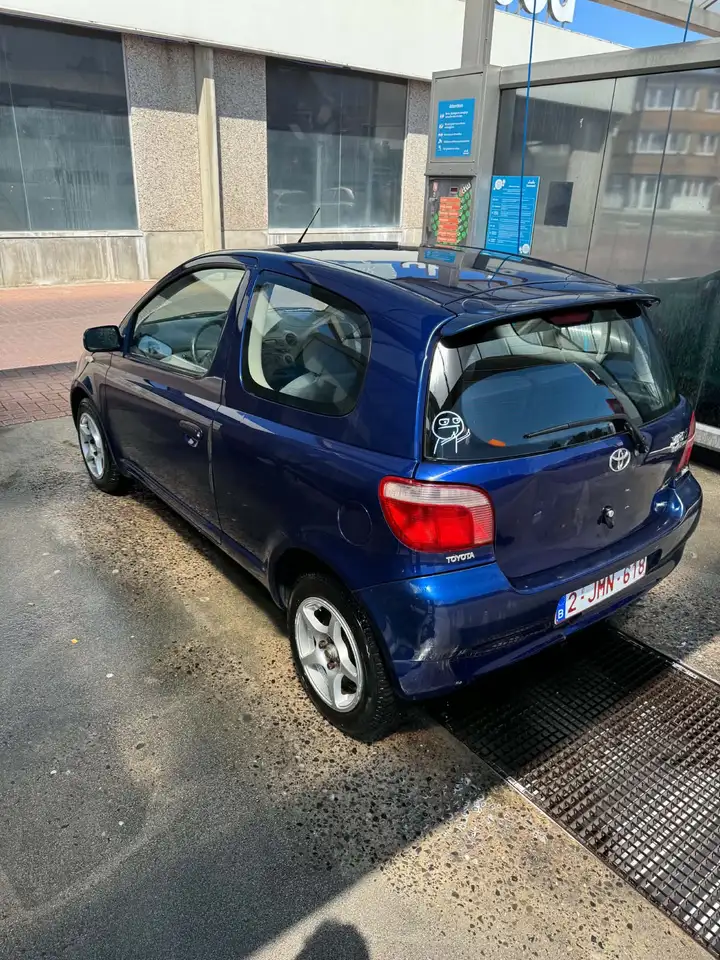 Toyota Yaris, foto 2