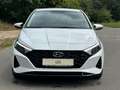 Hyundai i20 1.0 T-GDI Trend *Klima*CarPlay*RFKamera*LED* Weiß - thumbnail 2