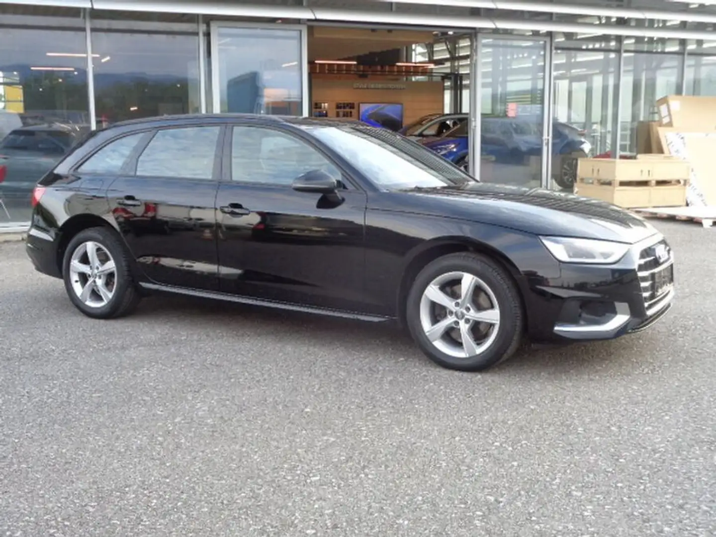 Audi A4 35 Avant Advanced TDi Aut. * s-Line Interieur Schwarz - 2
