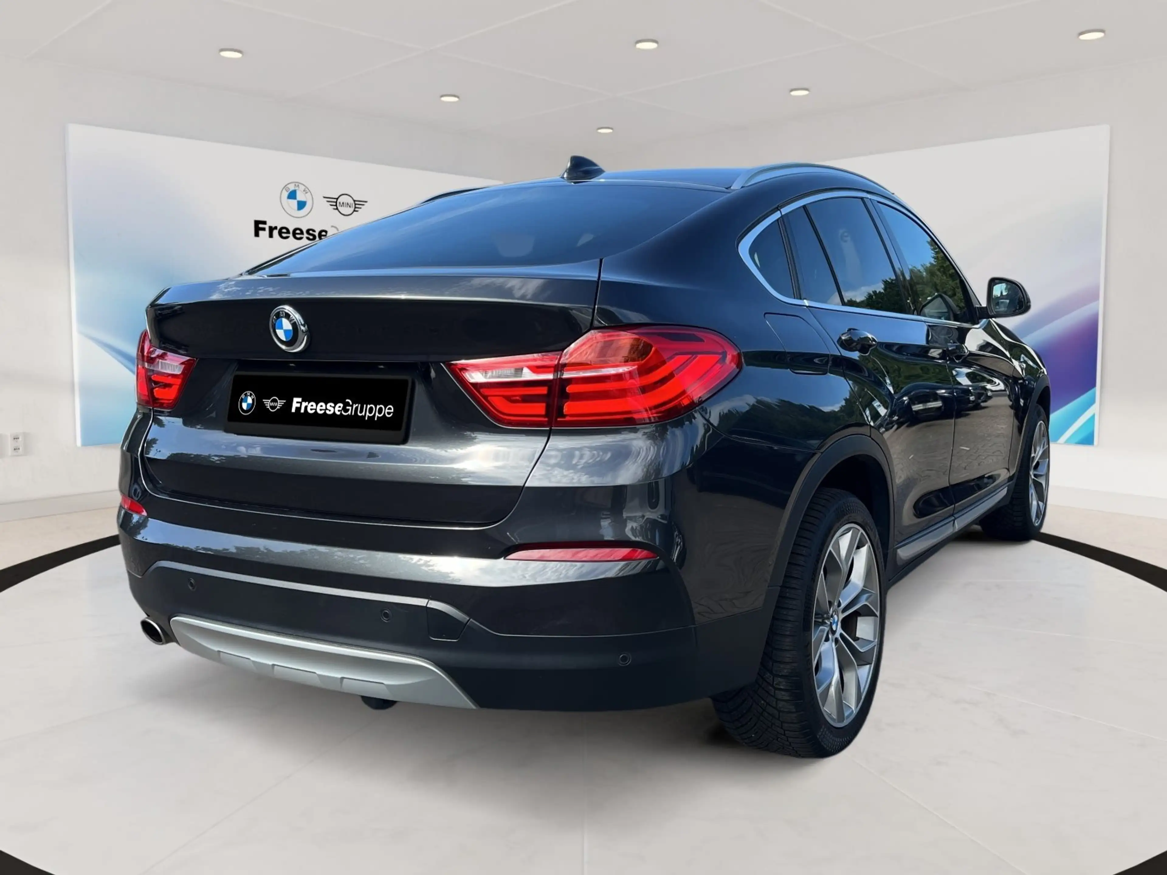 BMW X4 xDrive20d A xLine HEAD-UP HIFI LORDOSE XDRIVE — photo 6