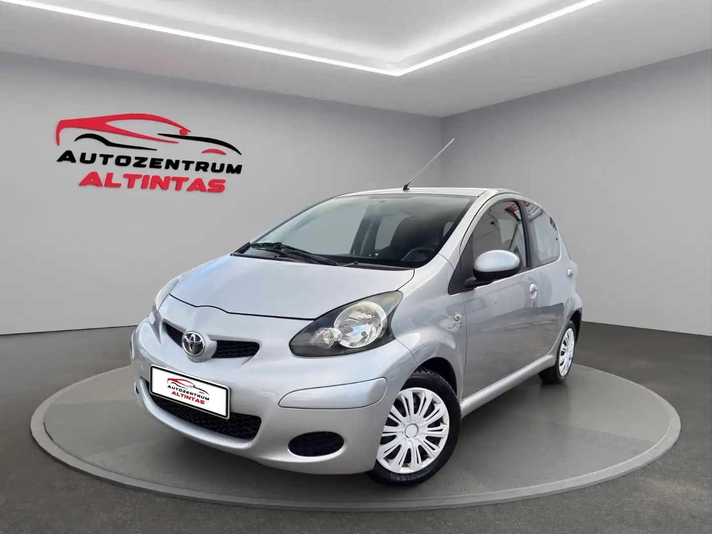 Toyota Sonstige Aygo Cool*KLIMAA*129TKM*ISOFIX*TÜV NEU*5-TÜRIG Silber - 1