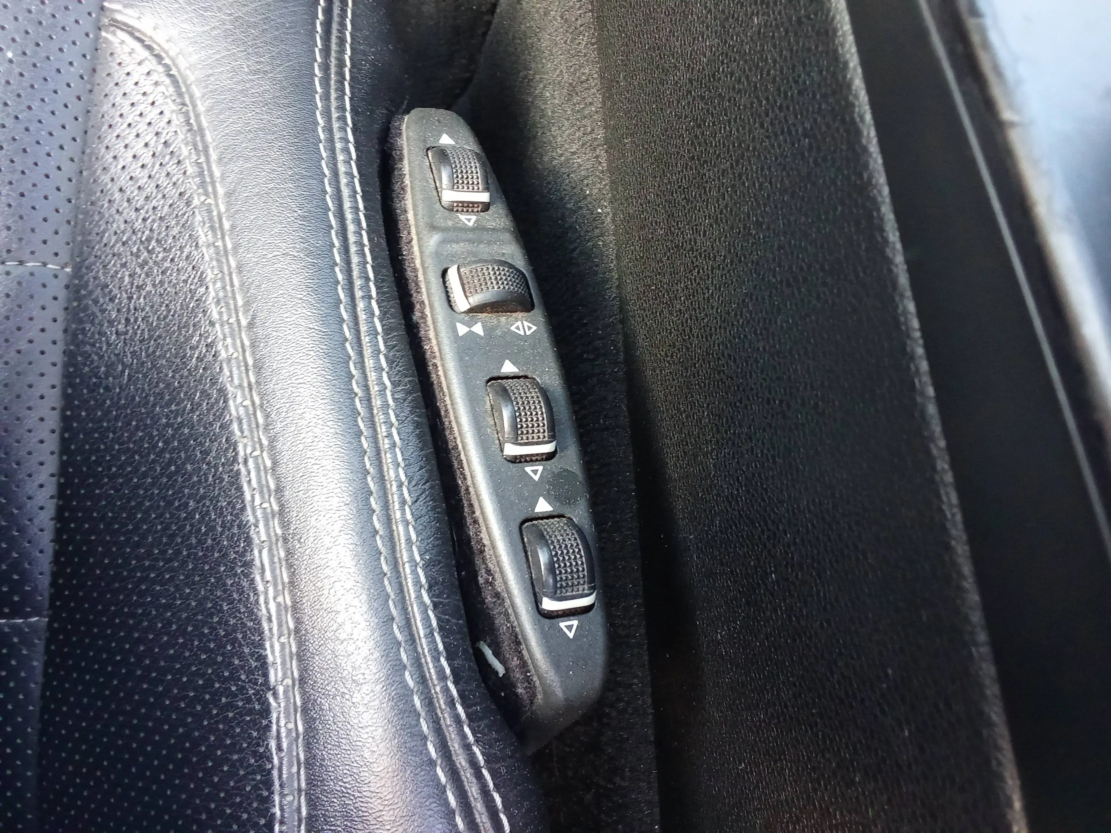 Mercedes-Benz E 350 E 350 CDI BlueEfficiency (207.422) — photo 11